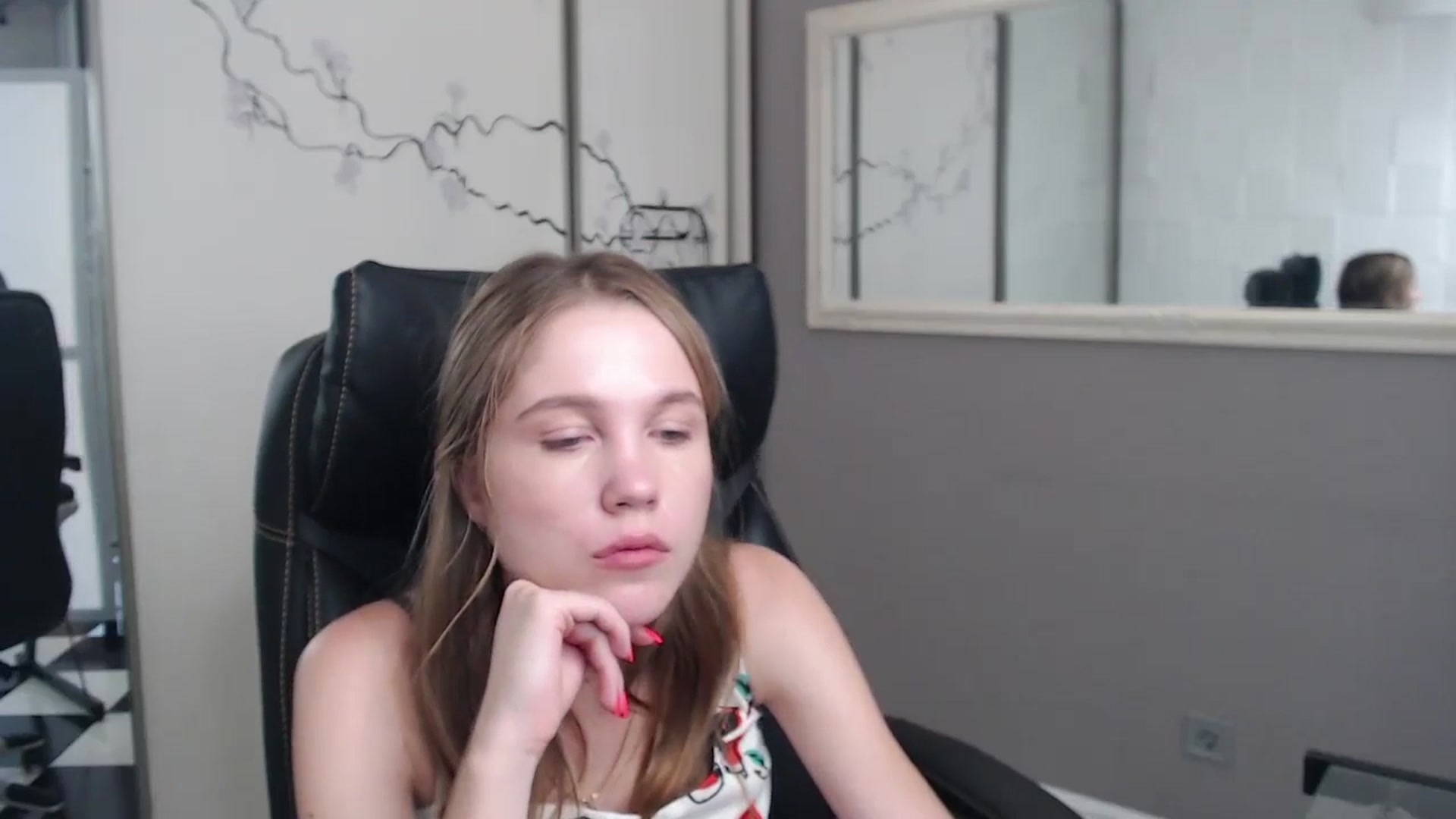 Gallery image thumbnail from Kate_Lewiss's myfreecams stream on, 07/03/2024, 09:49 image 4 of 20