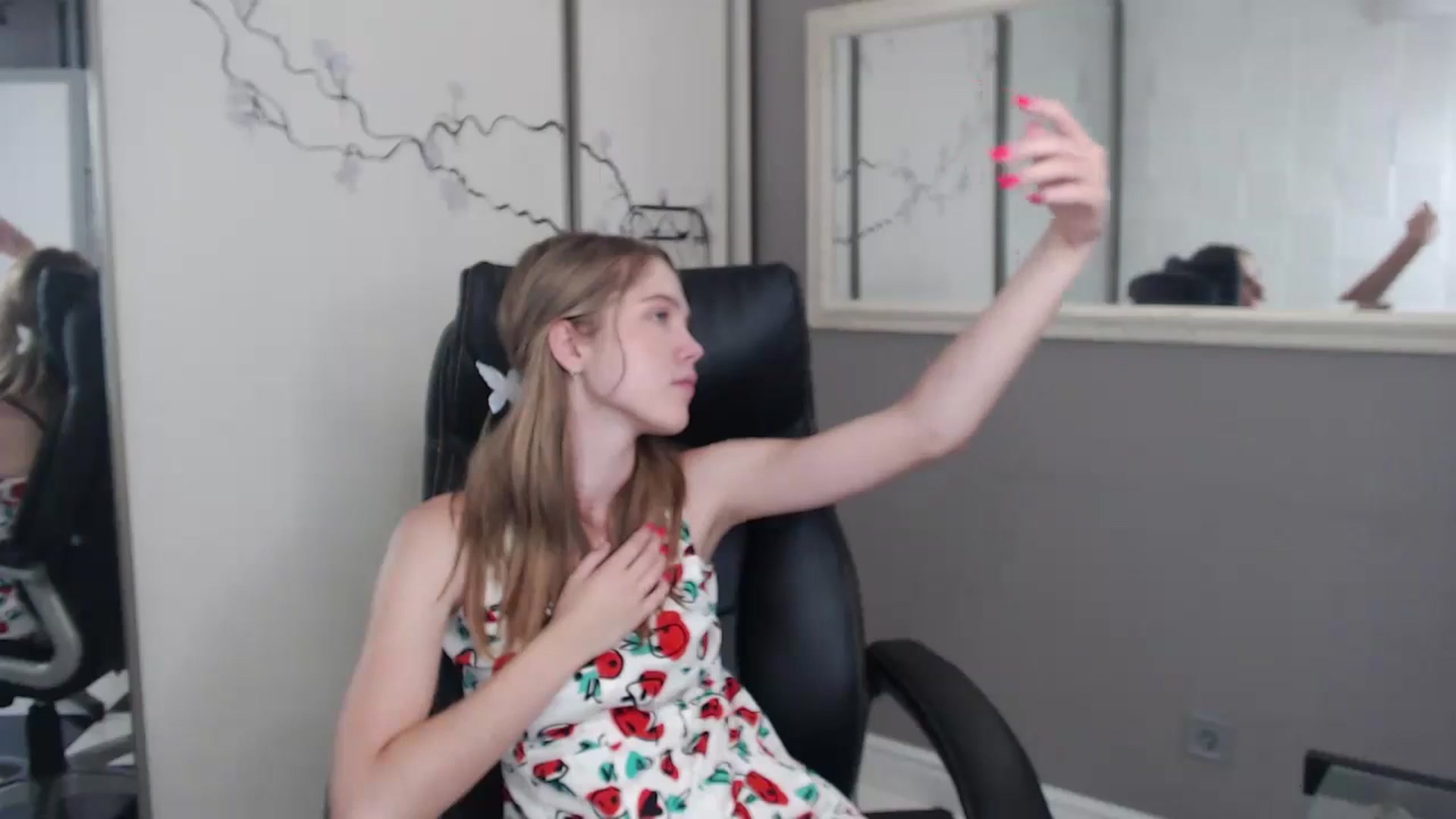 Gallery image thumbnail from Kate_Lewiss's myfreecams stream on, 07/03/2024, 11:03 image 10 of 20
