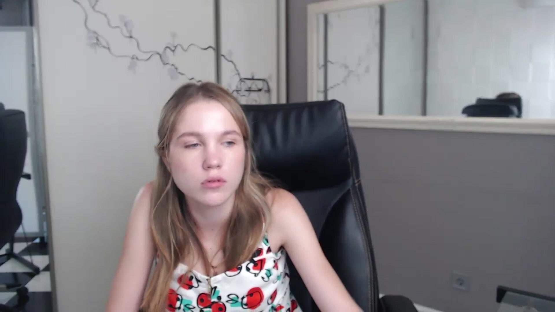 Gallery image thumbnail from Kate_Lewiss's myfreecams stream on, 07/03/2024, 11:03 image 3 of 20