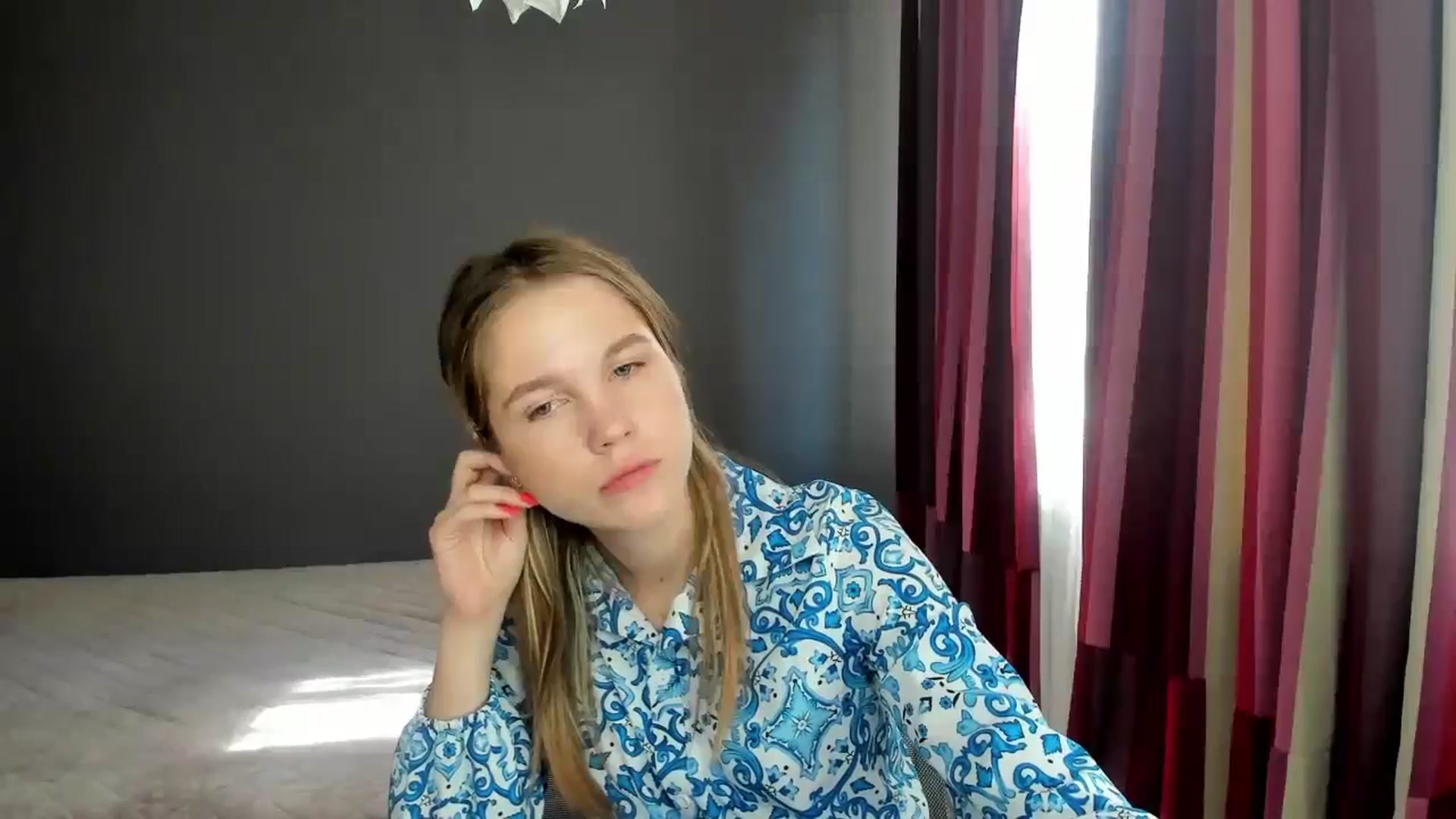 Gallery image thumbnail from Kate_Lewiss's myfreecams stream on, 07/07/2024, 07:02 image 8 of 20