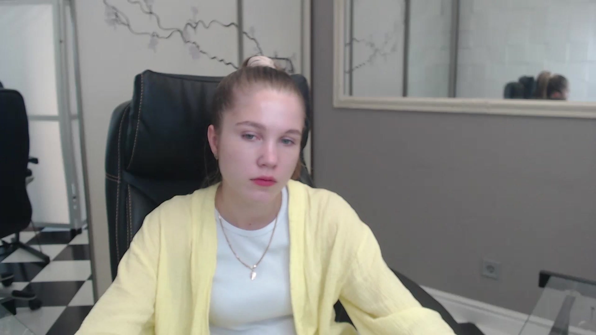 Gallery image thumbnail from Kate_Lewiss's myfreecams stream on, 07/08/2024, 06:34 image 20 of 20