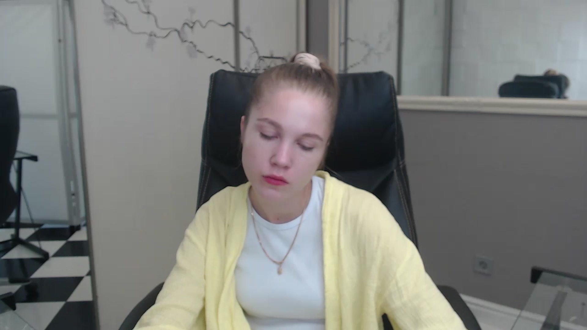 Gallery image thumbnail from Kate_Lewiss's myfreecams stream on, 07/08/2024, 06:34 image 8 of 20