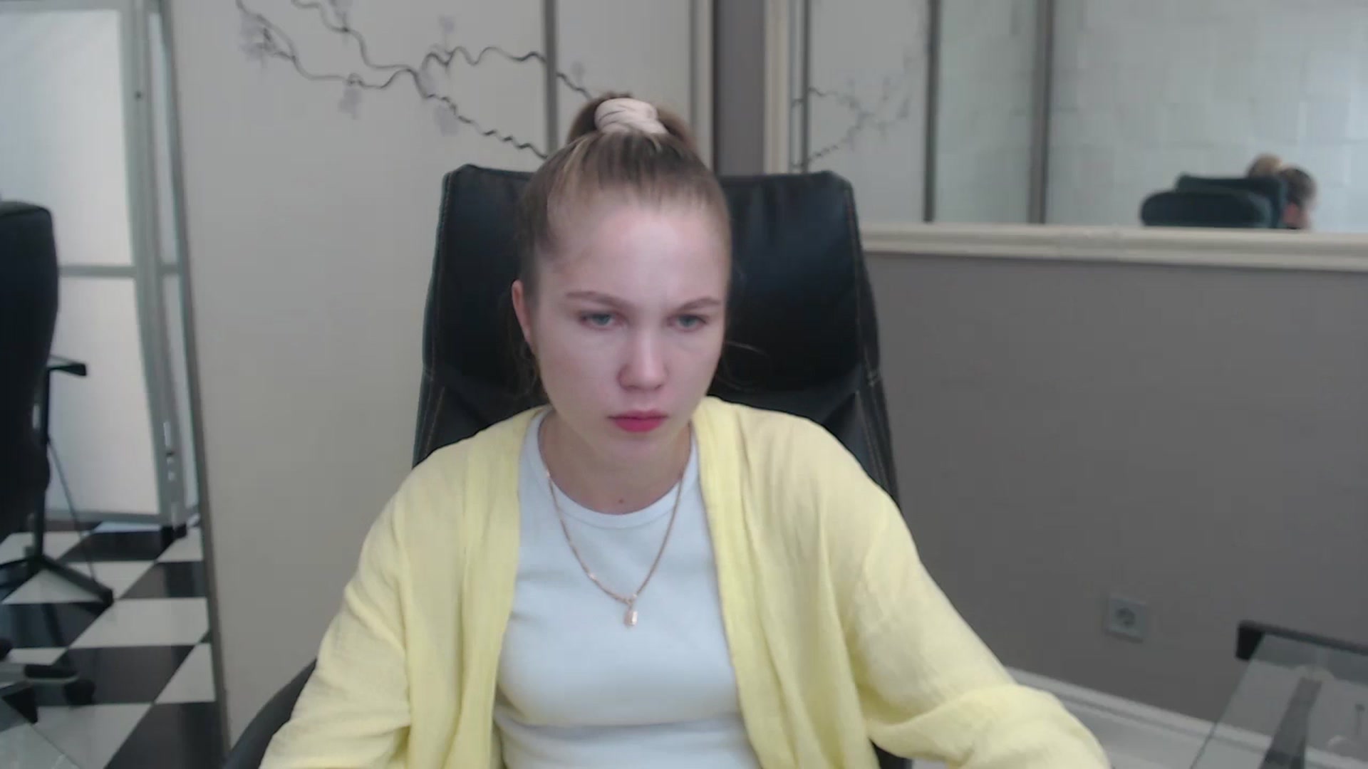 Gallery image thumbnail from Kate_Lewiss's myfreecams stream on, 07/08/2024, 07:56 image 6 of 20