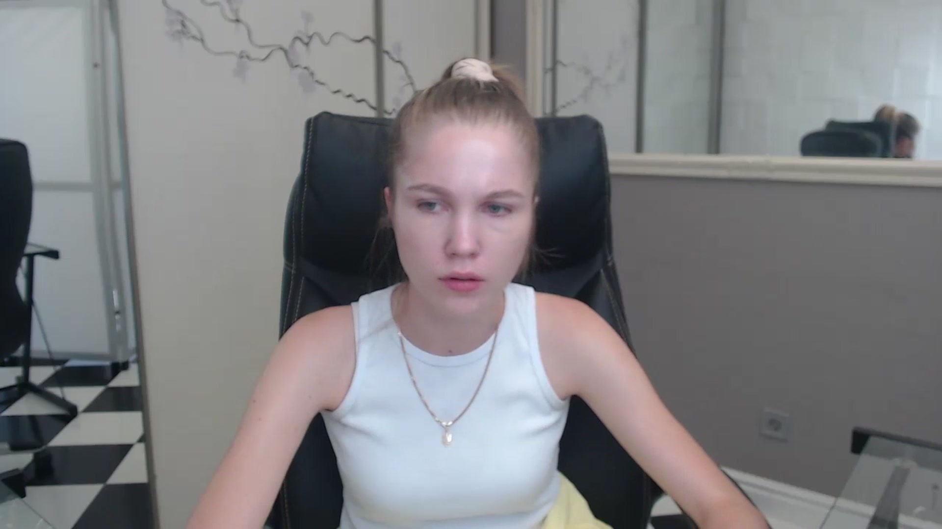 Gallery image thumbnail from Kate_Lewiss's myfreecams stream on, 07/08/2024, 11:02 image 11 of 20