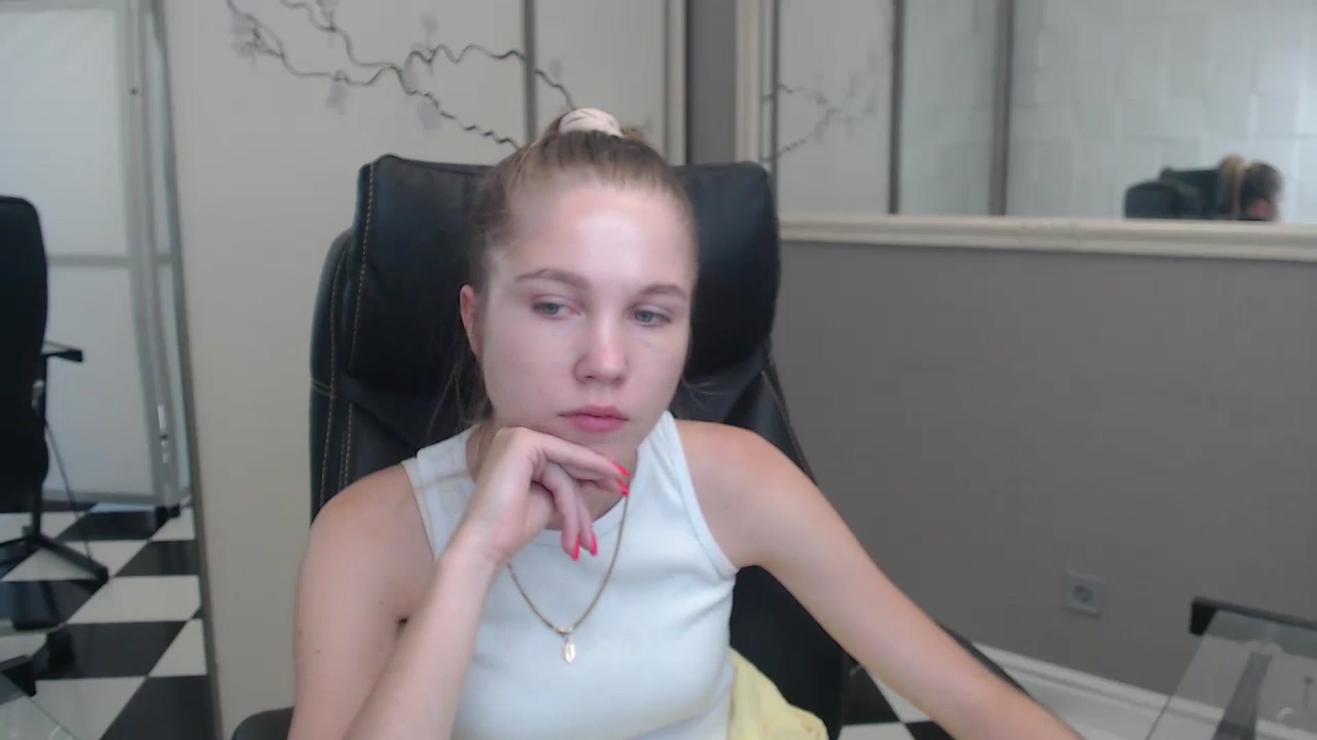 Gallery image thumbnail from Kate_Lewiss's myfreecams stream on, 07/08/2024, 11:02 image 8 of 20