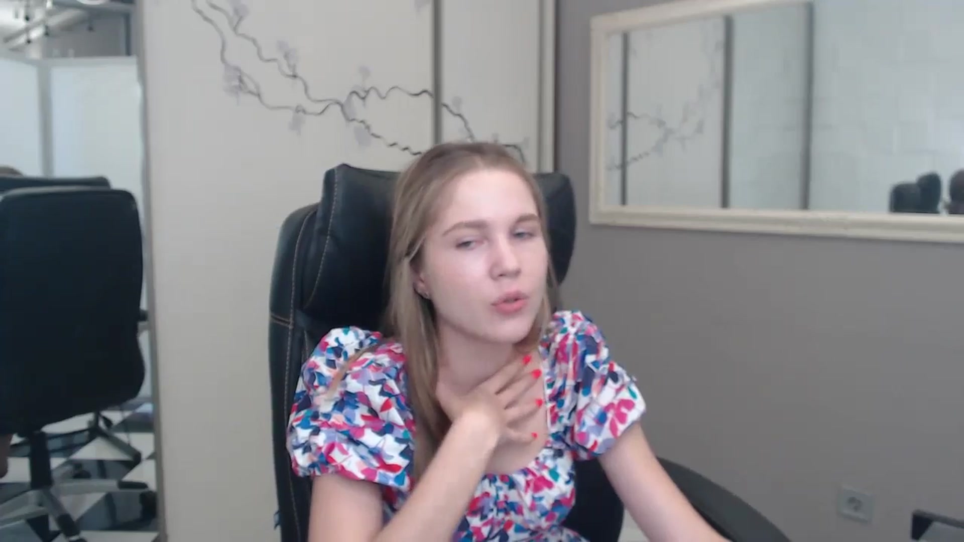 Gallery image thumbnail from Kate_Lewiss's myfreecams stream on, 07/10/2024, 07:10 image 14 of 20