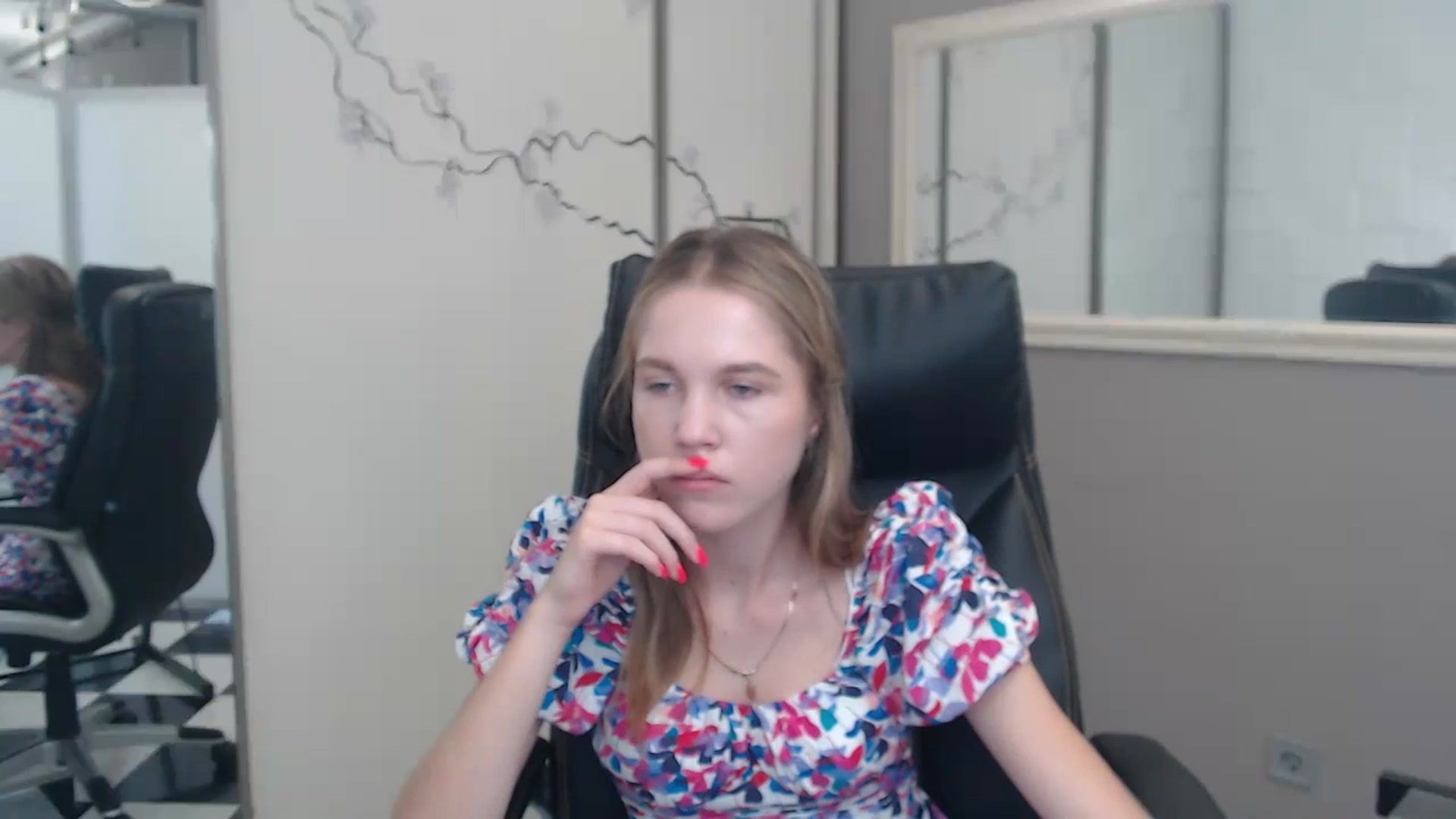 Gallery image thumbnail from Kate_Lewiss's myfreecams stream on, 07/10/2024, 07:10 image 18 of 20