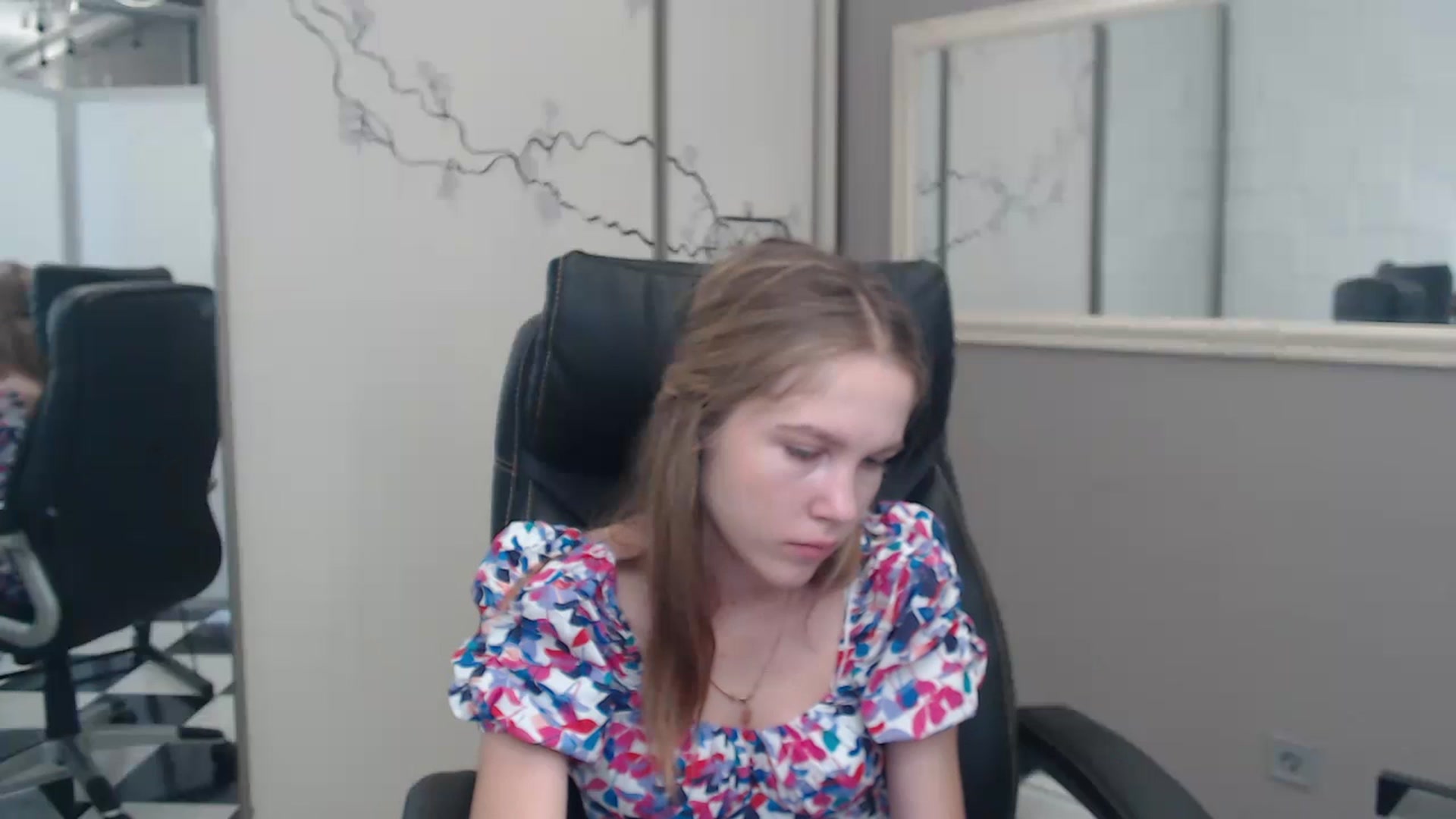 Gallery image thumbnail from Kate_Lewiss's myfreecams stream on, 07/10/2024, 07:10 image 16 of 20