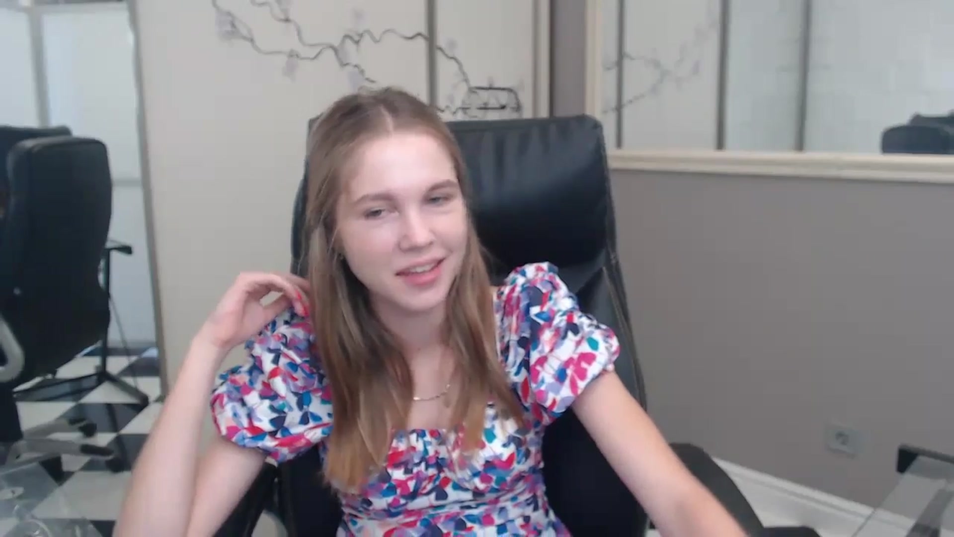 Gallery image thumbnail from Kate_Lewiss's myfreecams stream on, 07/10/2024, 07:10 image 12 of 20