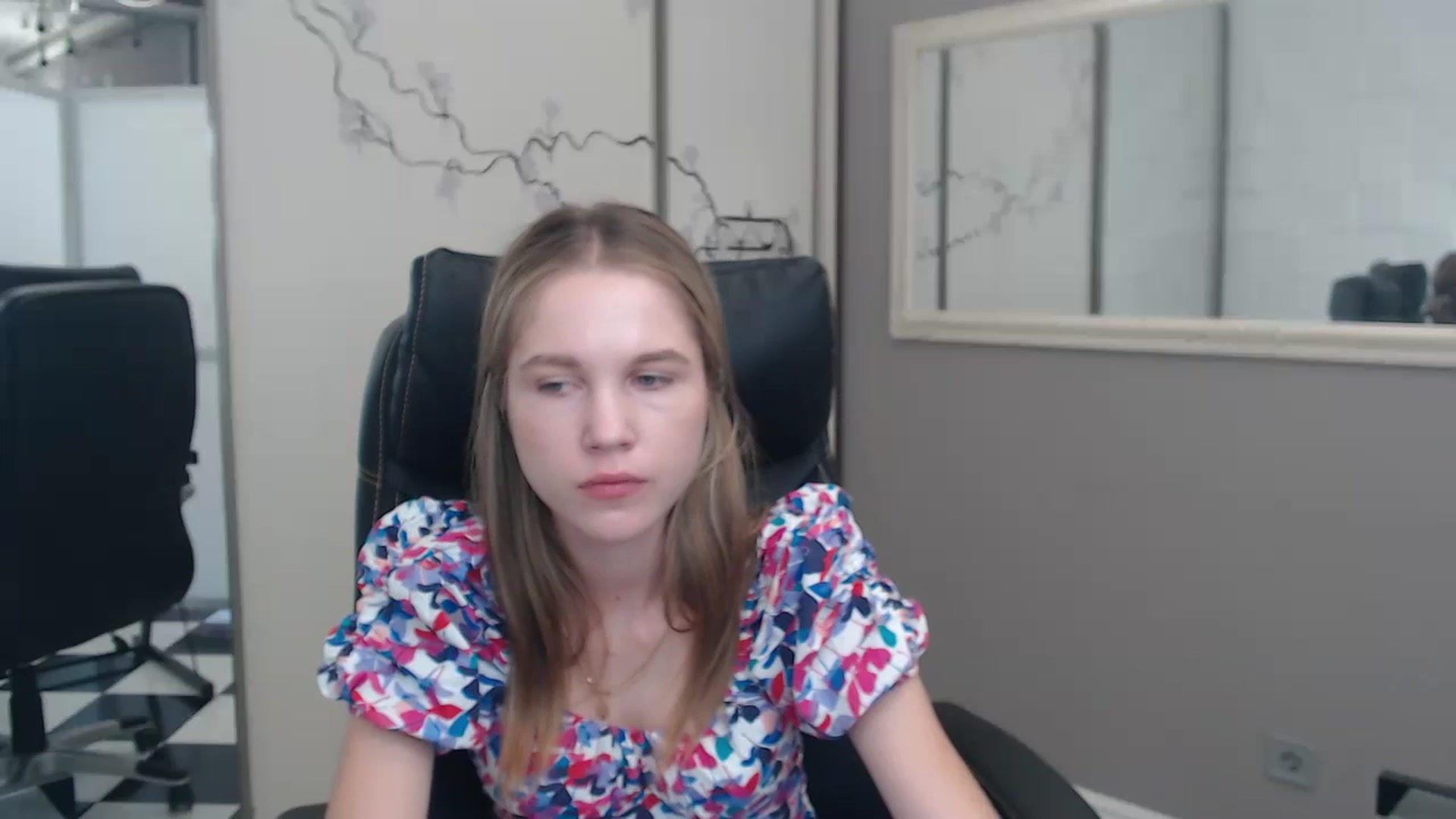 Gallery image thumbnail from Kate_Lewiss's myfreecams stream on, 07/10/2024, 08:03 image 2 of 20