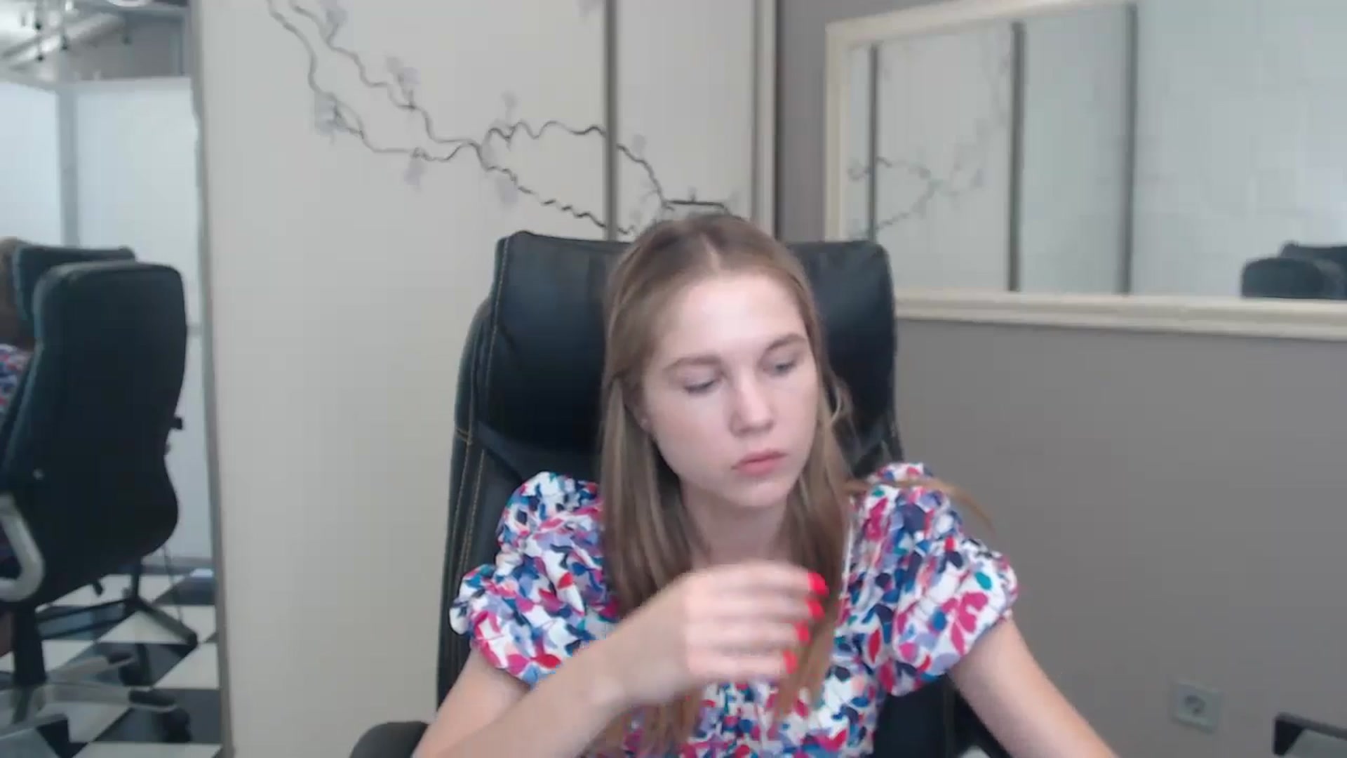 Gallery image thumbnail from Kate_Lewiss's myfreecams stream on, 07/10/2024, 10:10 image 10 of 20