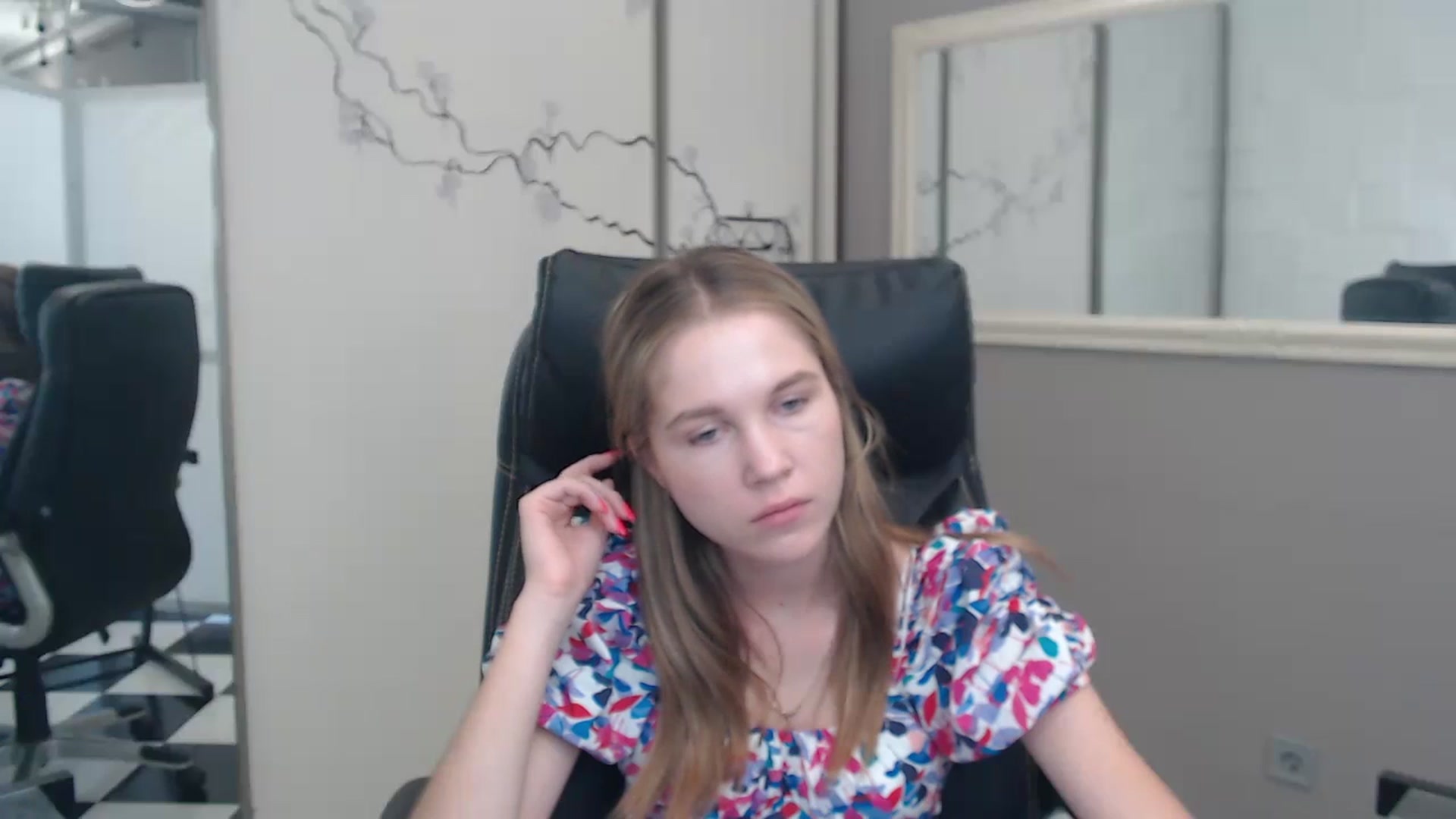Gallery image thumbnail from Kate_Lewiss's myfreecams stream on, 07/10/2024, 10:10 image 11 of 20