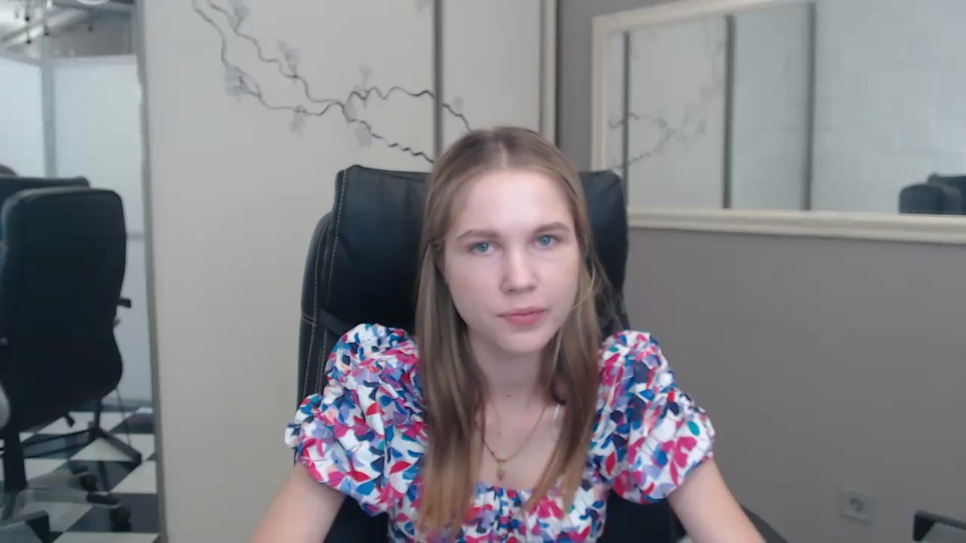 Gallery image thumbnail from Kate_Lewiss's myfreecams stream on, 07/10/2024, 10:10 image 1 of 20