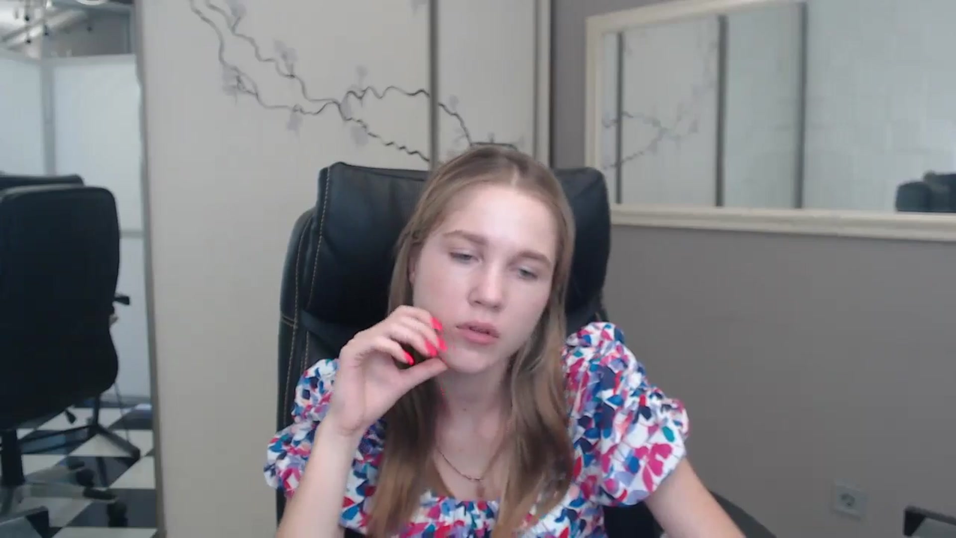 Gallery image thumbnail from Kate_Lewiss's myfreecams stream on, 07/10/2024, 10:10 image 20 of 20
