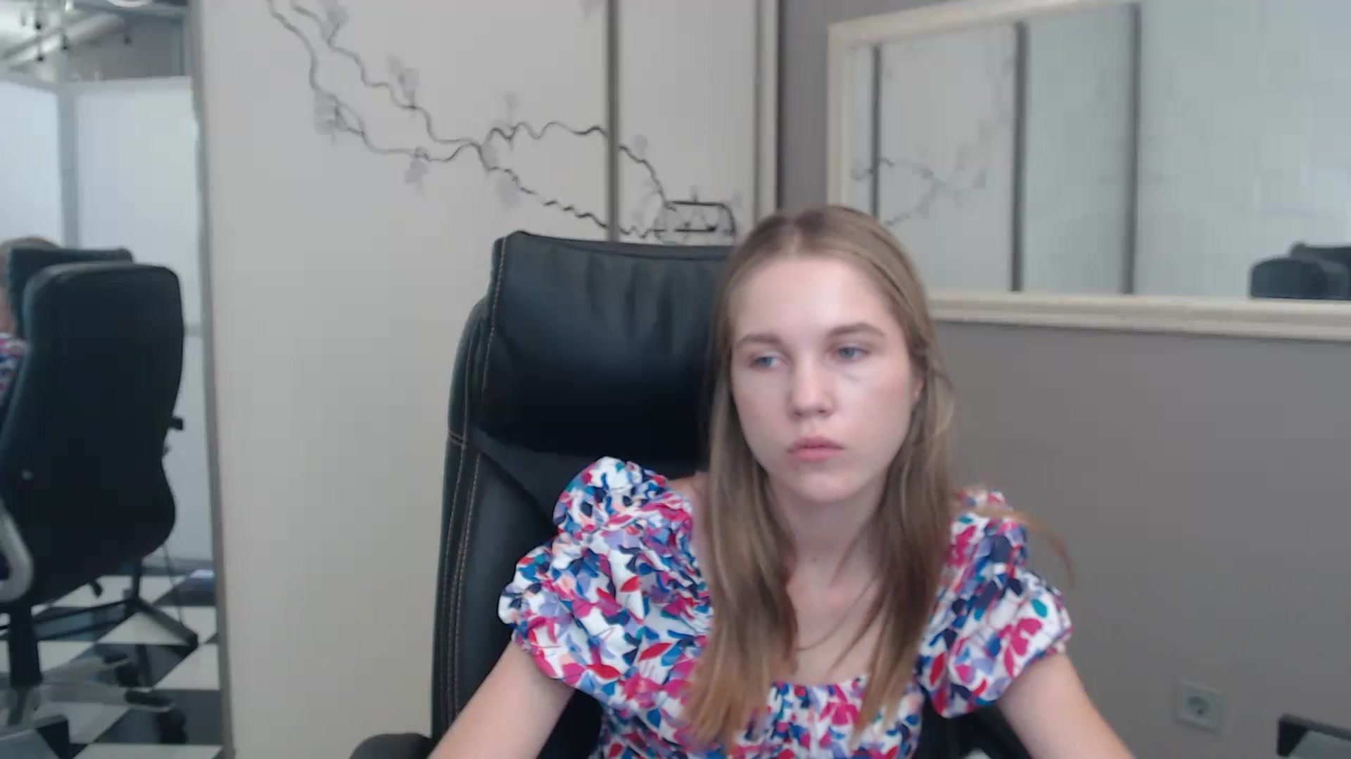 Gallery image thumbnail from Kate_Lewiss's myfreecams stream on, 07/10/2024, 10:10 image 8 of 20