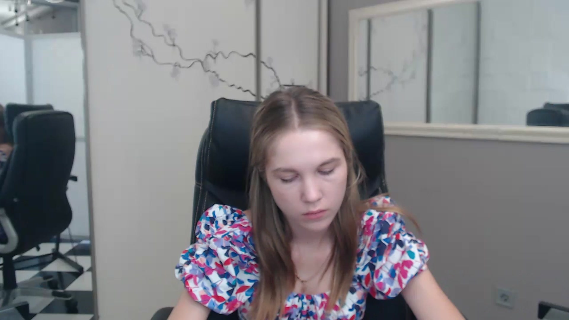 Gallery image thumbnail from Kate_Lewiss's myfreecams stream on, 07/10/2024, 10:10 image 7 of 20