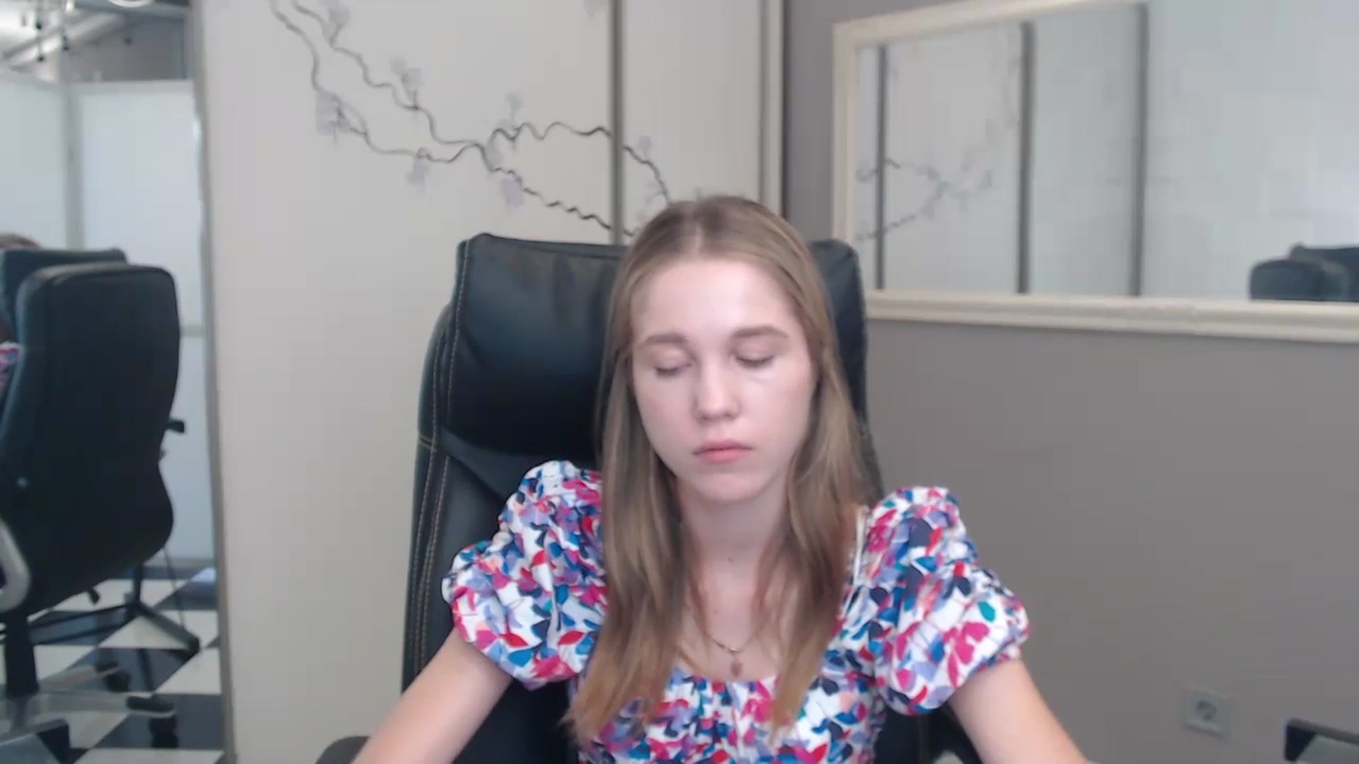Gallery image thumbnail from Kate_Lewiss's myfreecams stream on, 07/10/2024, 11:04 image 12 of 20