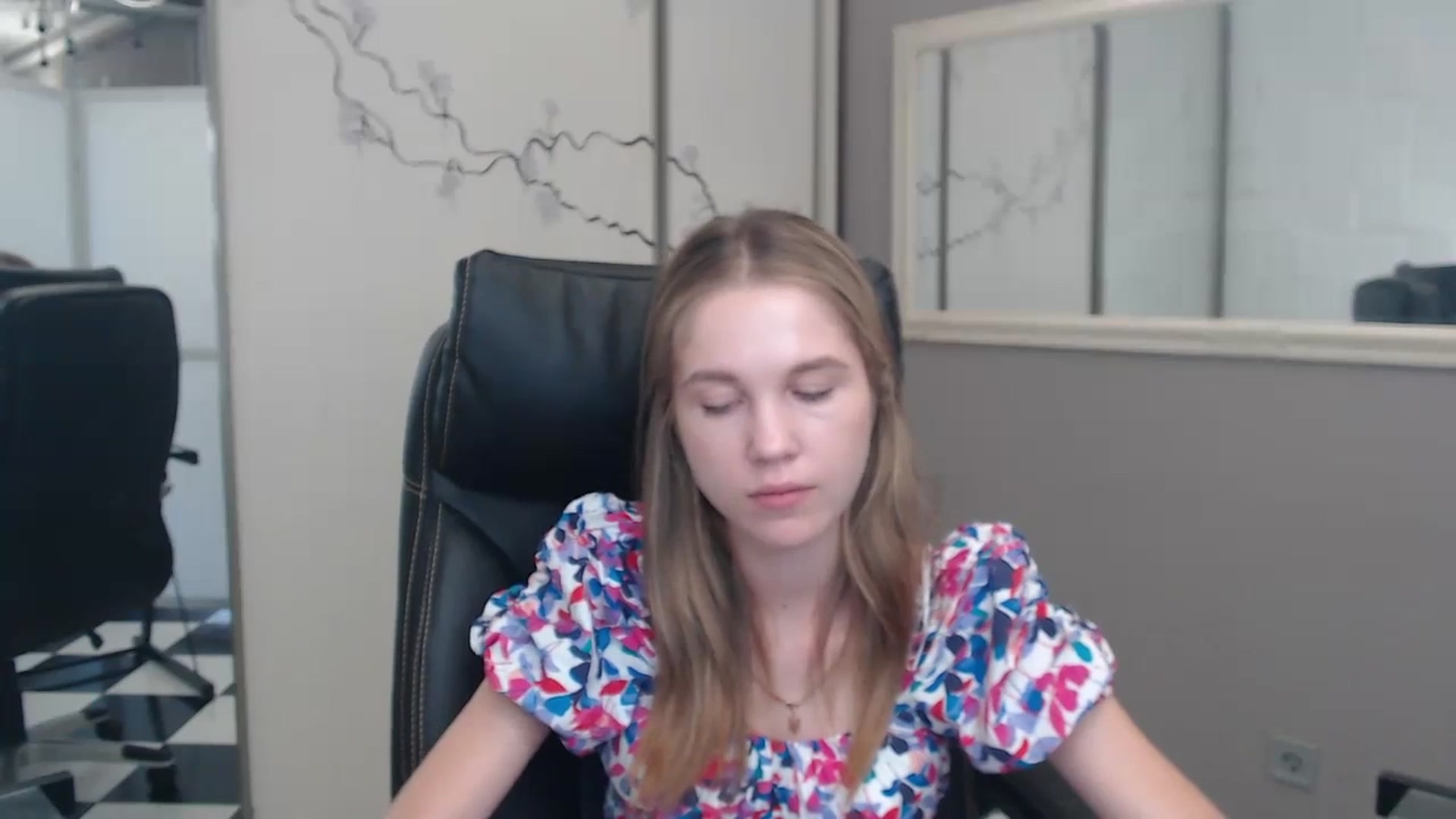 Gallery image thumbnail from Kate_Lewiss's myfreecams stream on, 07/10/2024, 11:04 image 17 of 20