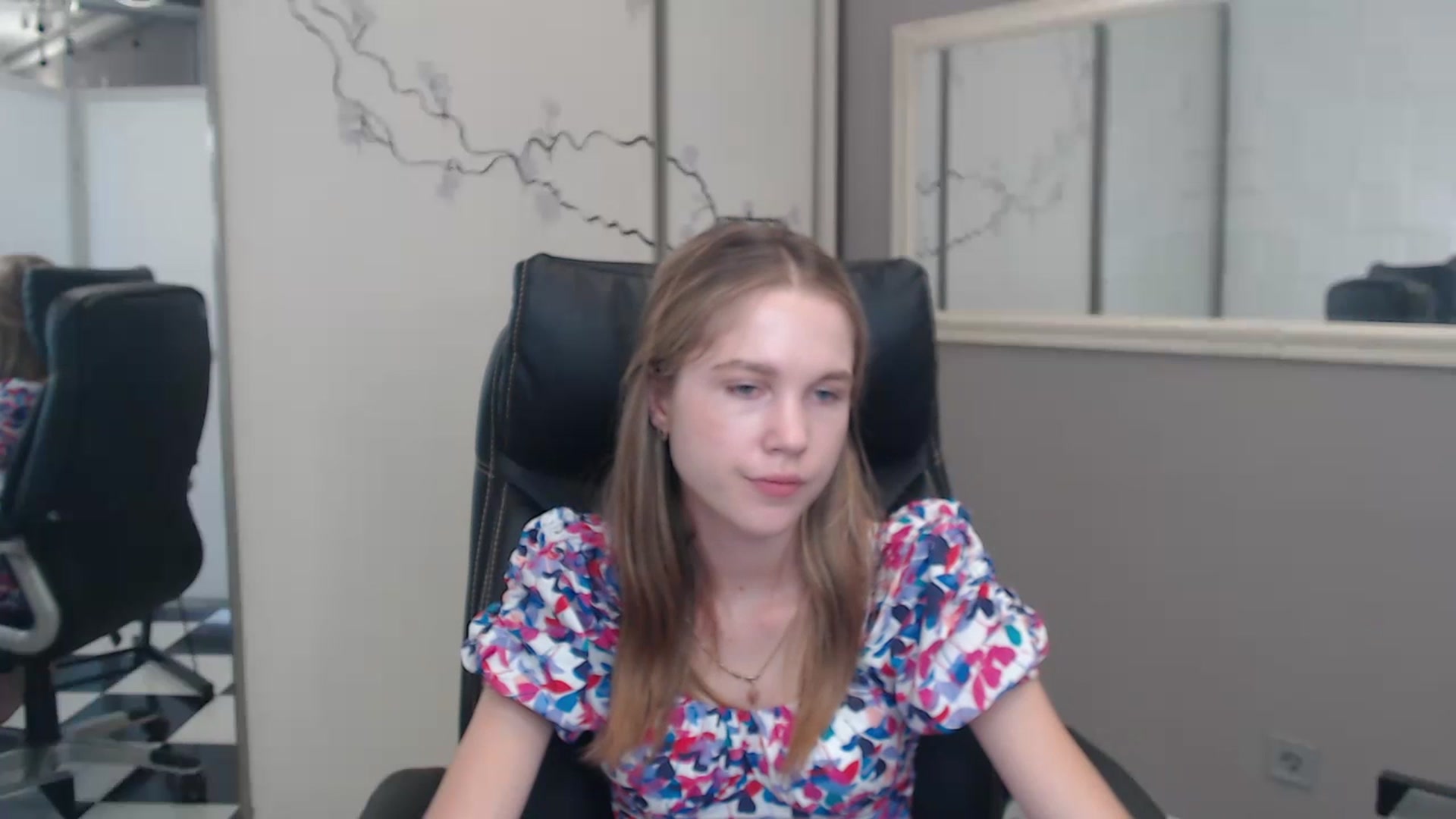 Gallery image thumbnail from Kate_Lewiss's myfreecams stream on, 07/10/2024, 11:04 image 8 of 20