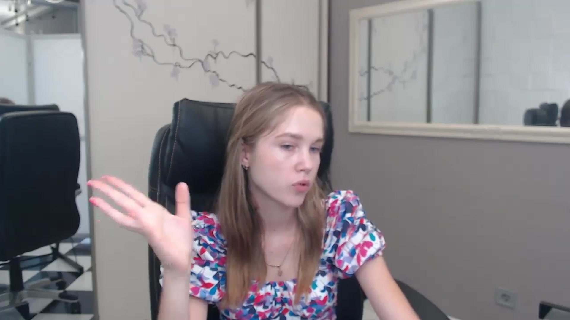 Gallery image thumbnail from Kate_Lewiss's myfreecams stream on, 07/10/2024, 11:04 image 3 of 20