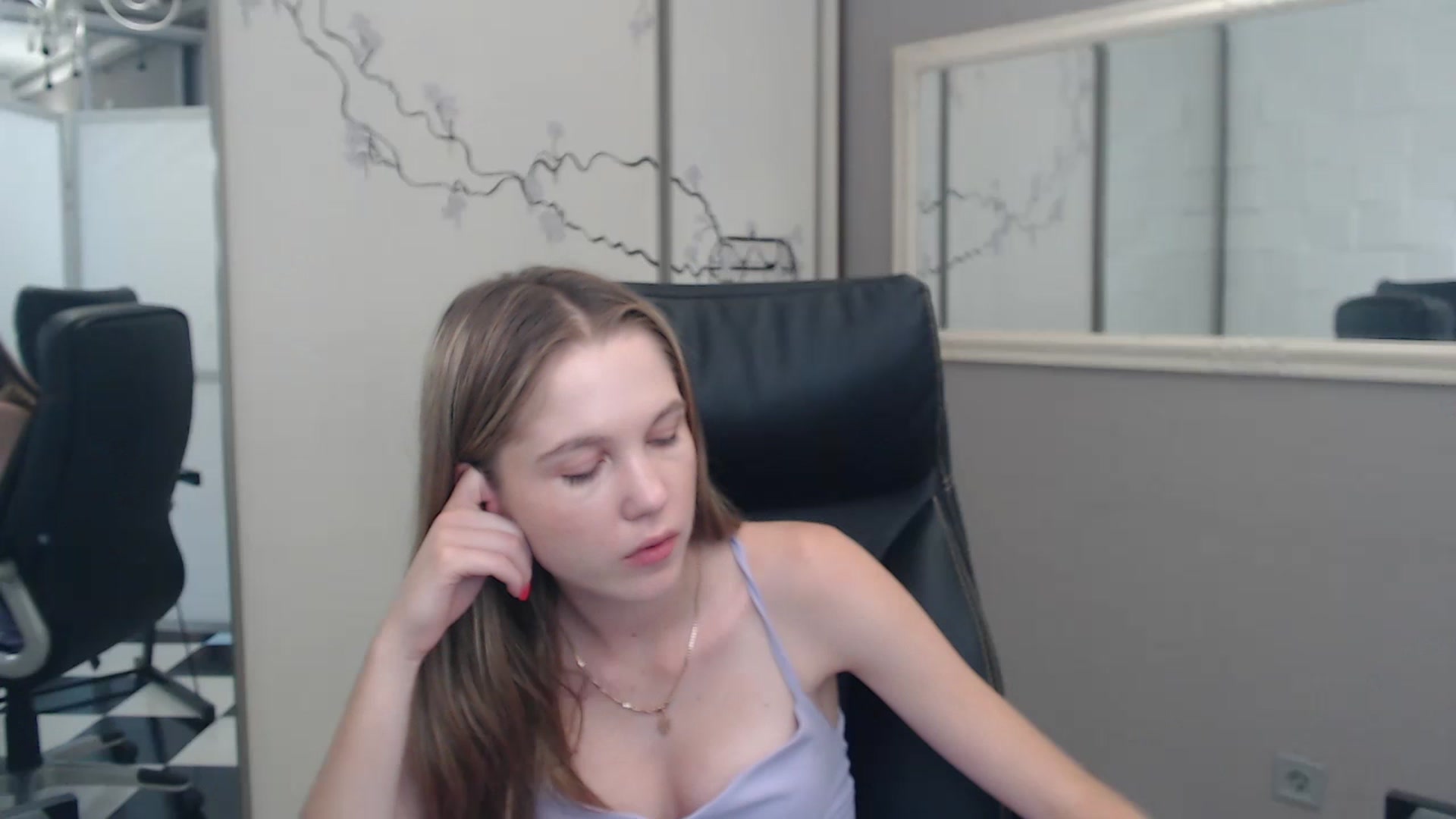 Gallery image thumbnail from Kate_Lewiss's myfreecams stream on, 07/11/2024, 10:06 image 3 of 20