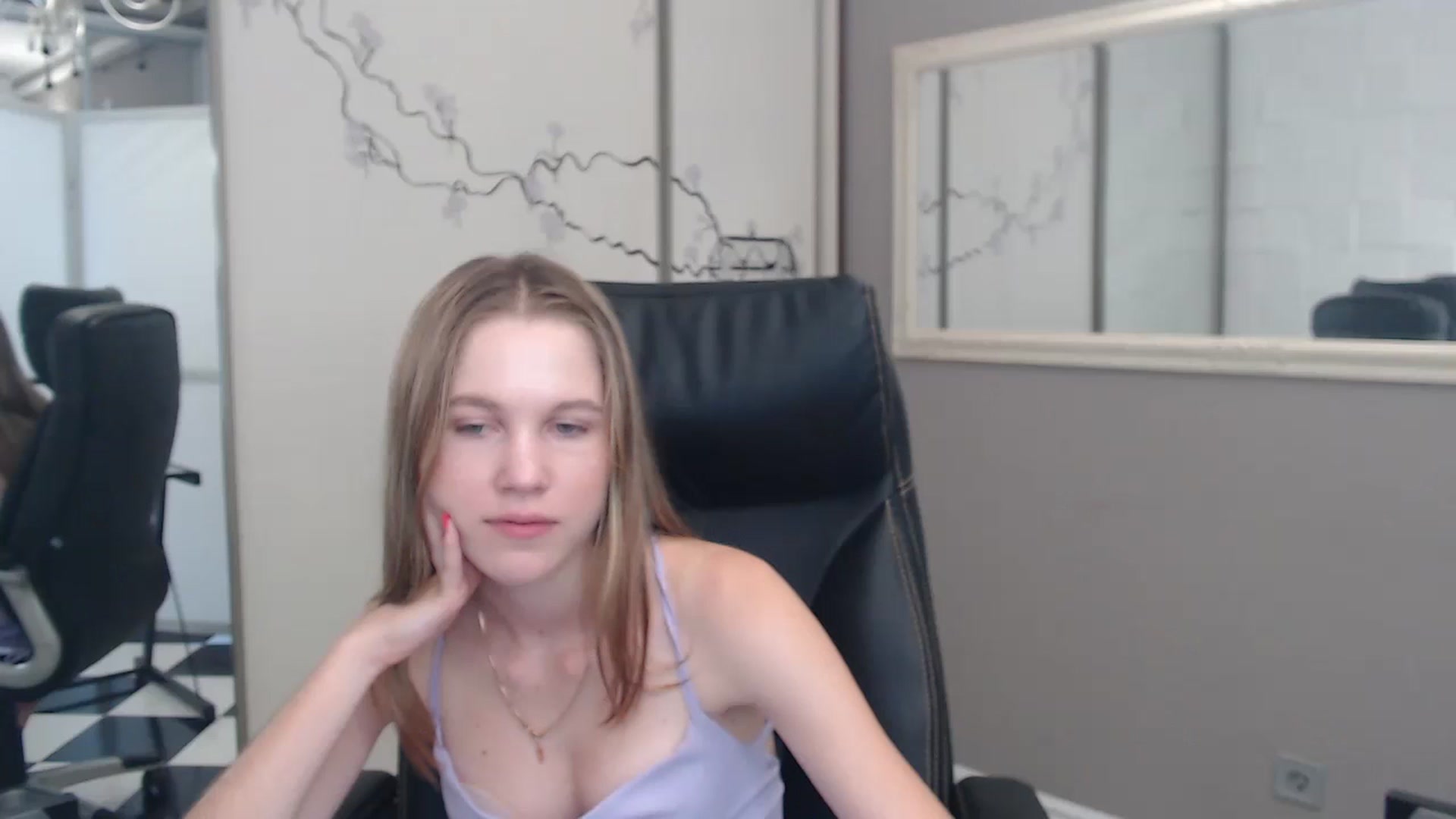 Gallery image thumbnail from Kate_Lewiss's myfreecams stream on, 07/11/2024, 10:43 image 13 of 20