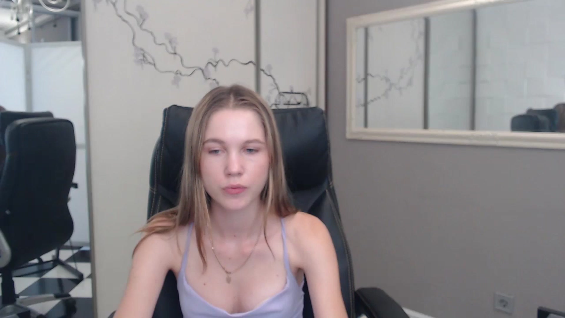 Gallery image thumbnail from Kate_Lewiss's myfreecams stream on, 07/11/2024, 10:43 image 3 of 20