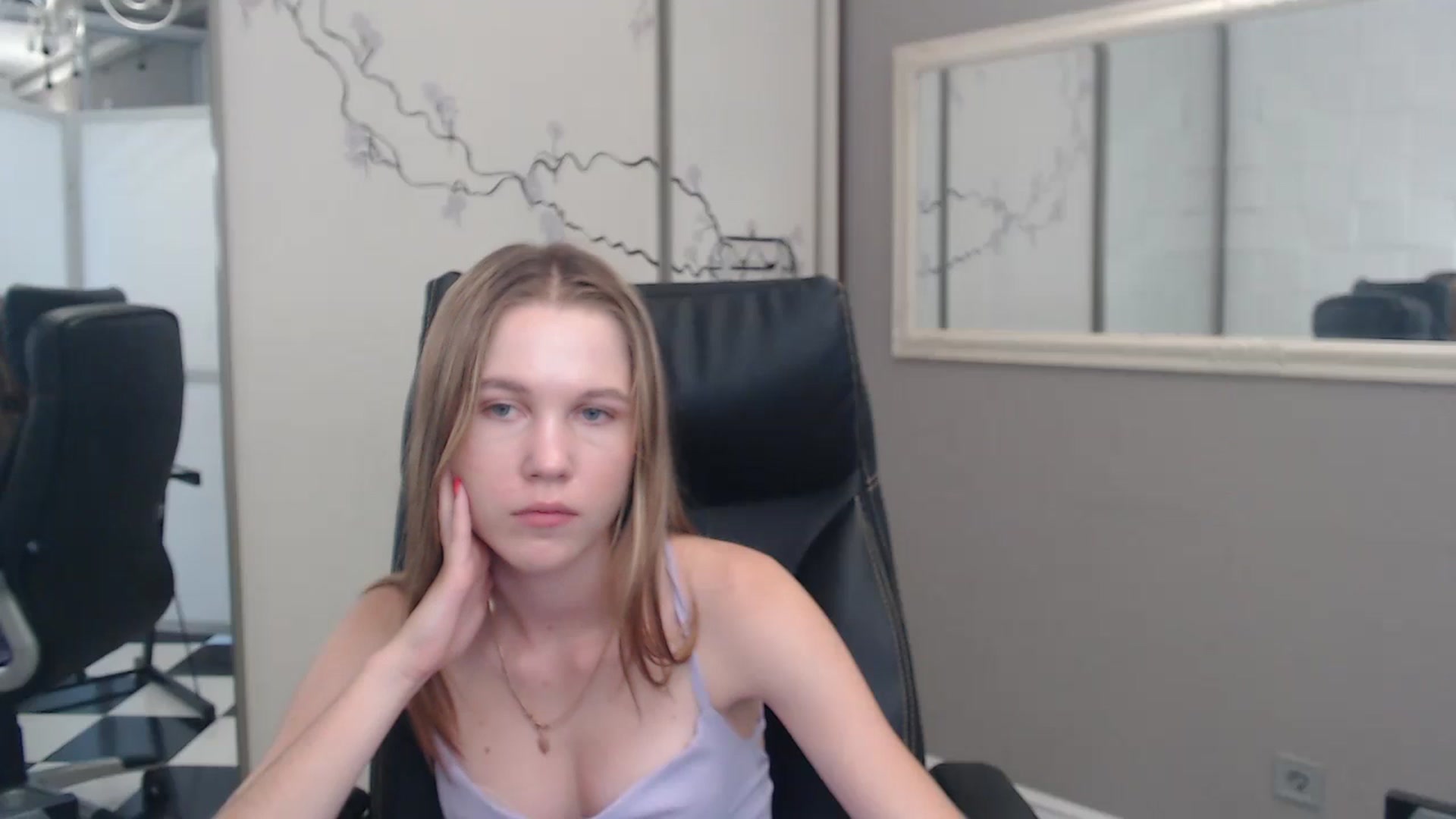 Gallery image thumbnail from Kate_Lewiss's myfreecams stream on, 07/11/2024, 10:43 image 11 of 20