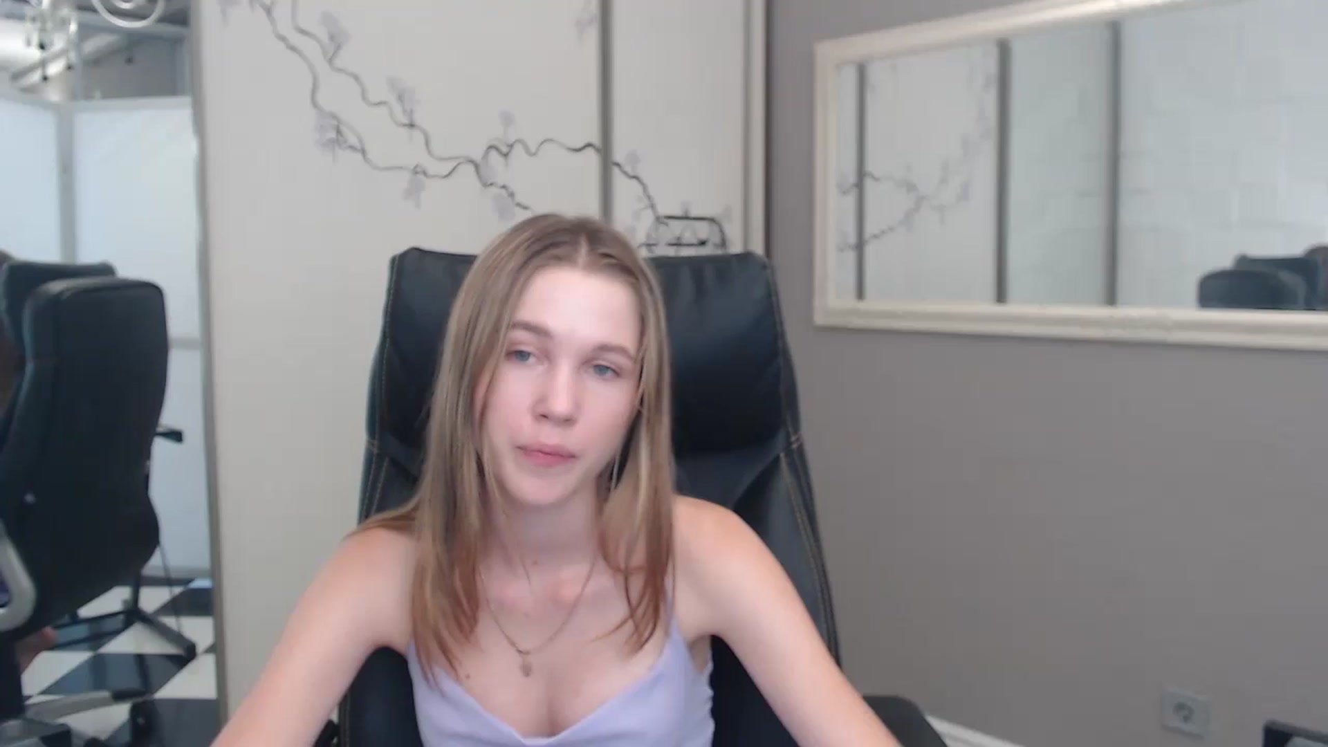 Gallery image thumbnail from Kate_Lewiss's myfreecams stream on, 07/11/2024, 10:43 image 14 of 20