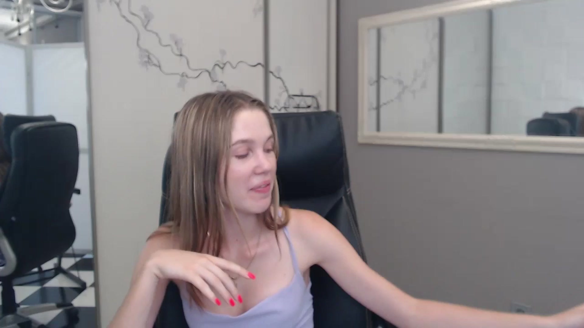 Gallery image thumbnail from Kate_Lewiss's myfreecams stream on, 07/11/2024, 10:43 image 6 of 20