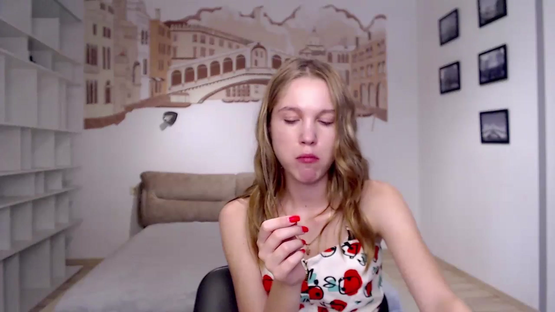 Gallery image thumbnail from Kate_Lewiss's myfreecams stream on, 07/14/2024, 10:34 image 11 of 20