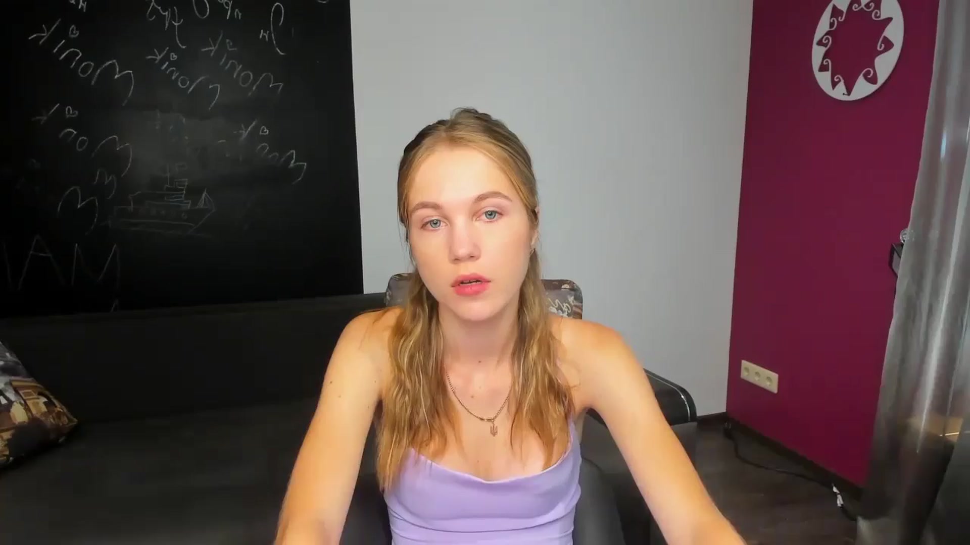 Gallery image thumbnail from Kate_Lewiss's myfreecams stream on, 07/16/2024, 06:07 image 1 of 20