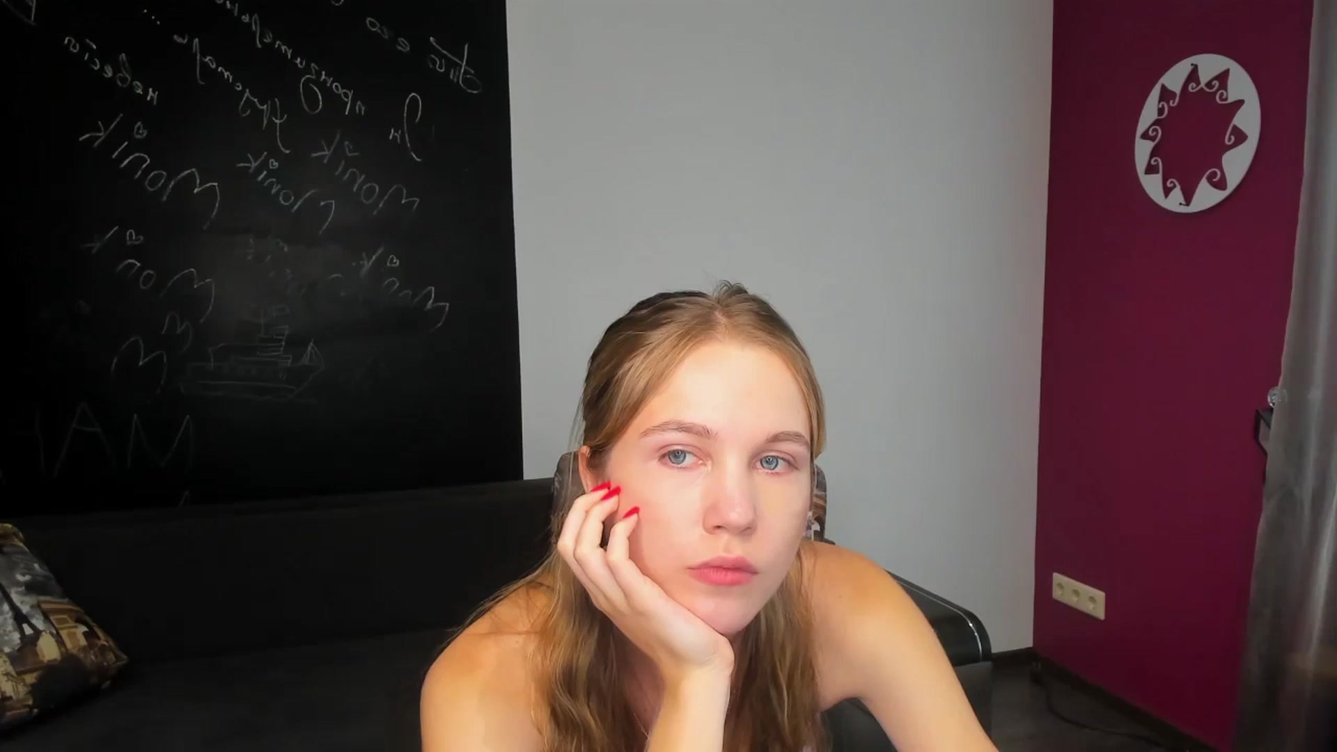 Gallery image thumbnail from Kate_Lewiss's myfreecams stream on, 07/16/2024, 10:18 image 9 of 20