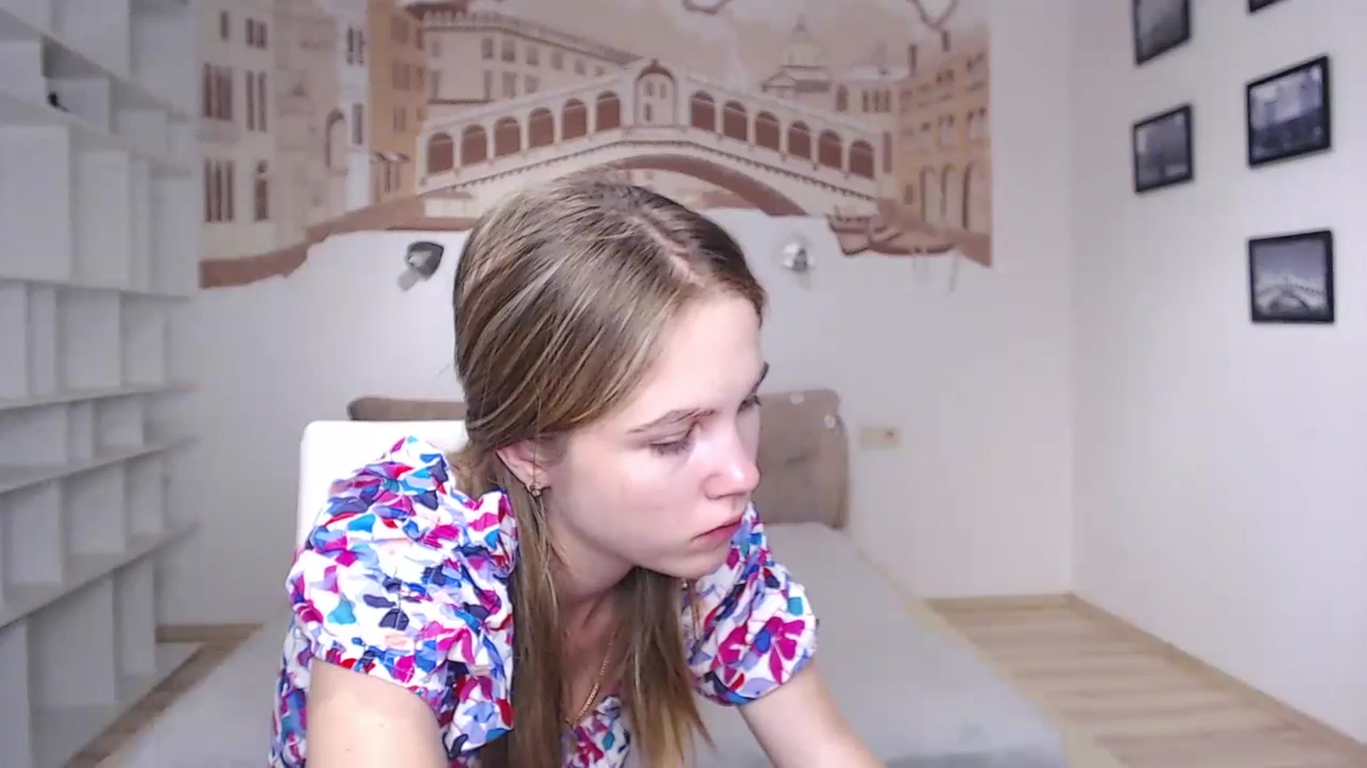 Gallery image thumbnail from Kate_Lewiss's myfreecams stream on, 07/18/2024, 11:05 image 14 of 20