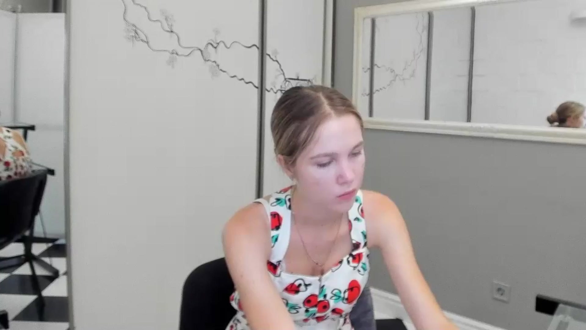 Gallery image thumbnail from Kate_Lewiss's myfreecams stream on, 07/23/2024, 07:42 image 2 of 20