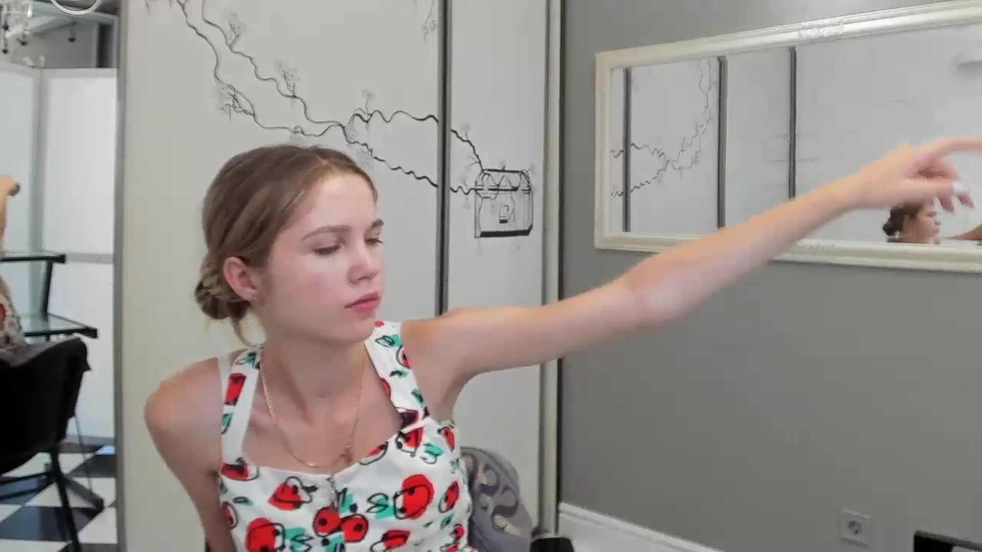 Gallery image thumbnail from Kate_Lewiss's myfreecams stream on, 07/23/2024, 10:07 image 15 of 20