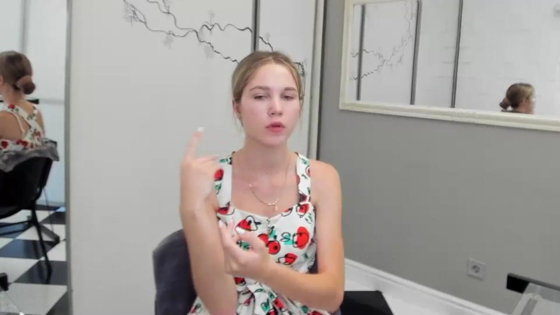 Gallery image thumbnail from Kate_Lewiss's myfreecams stream on, 07/23/2024, 11:02 image 17 of 20