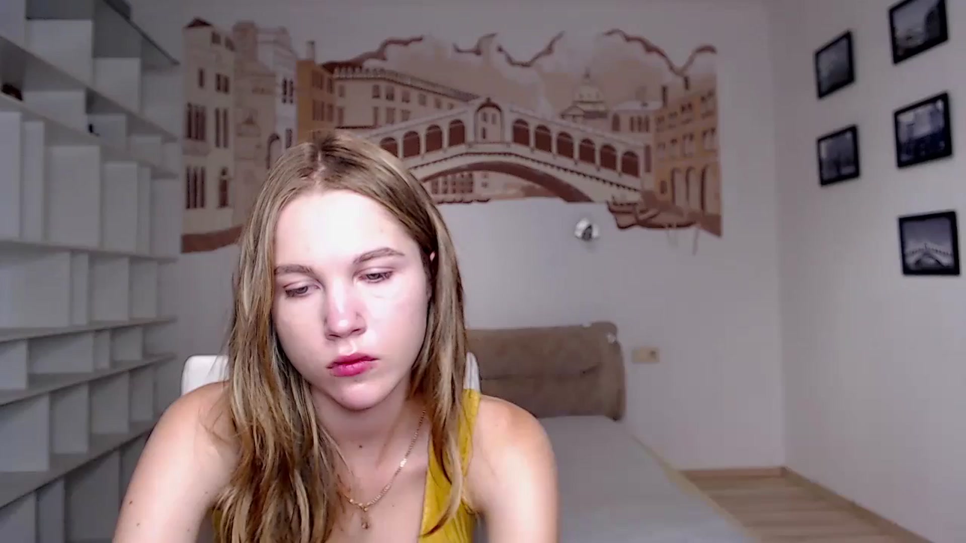 Gallery image thumbnail from Kate_Lewiss's myfreecams stream on, 07/24/2024, 08:15 image 16 of 20