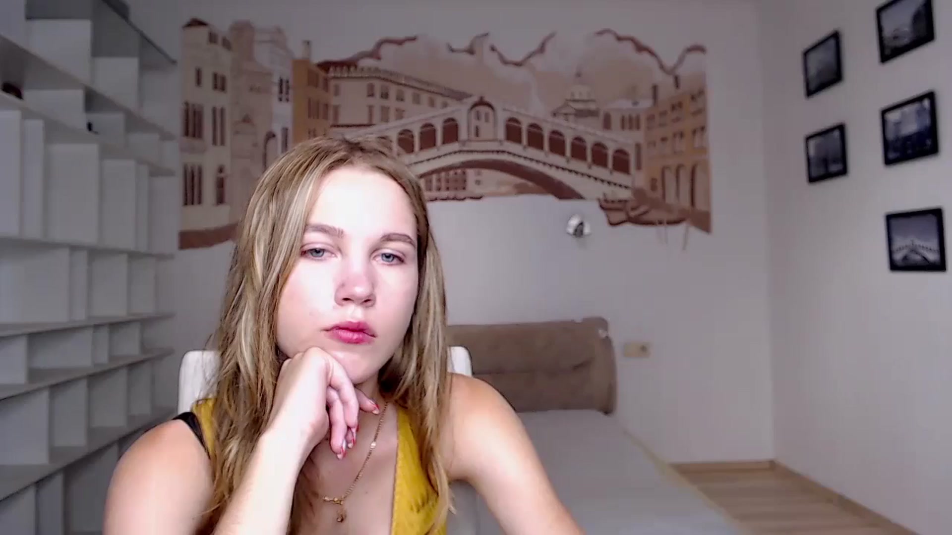 Gallery image thumbnail from Kate_Lewiss's myfreecams stream on, 07/24/2024, 08:15 image 15 of 20