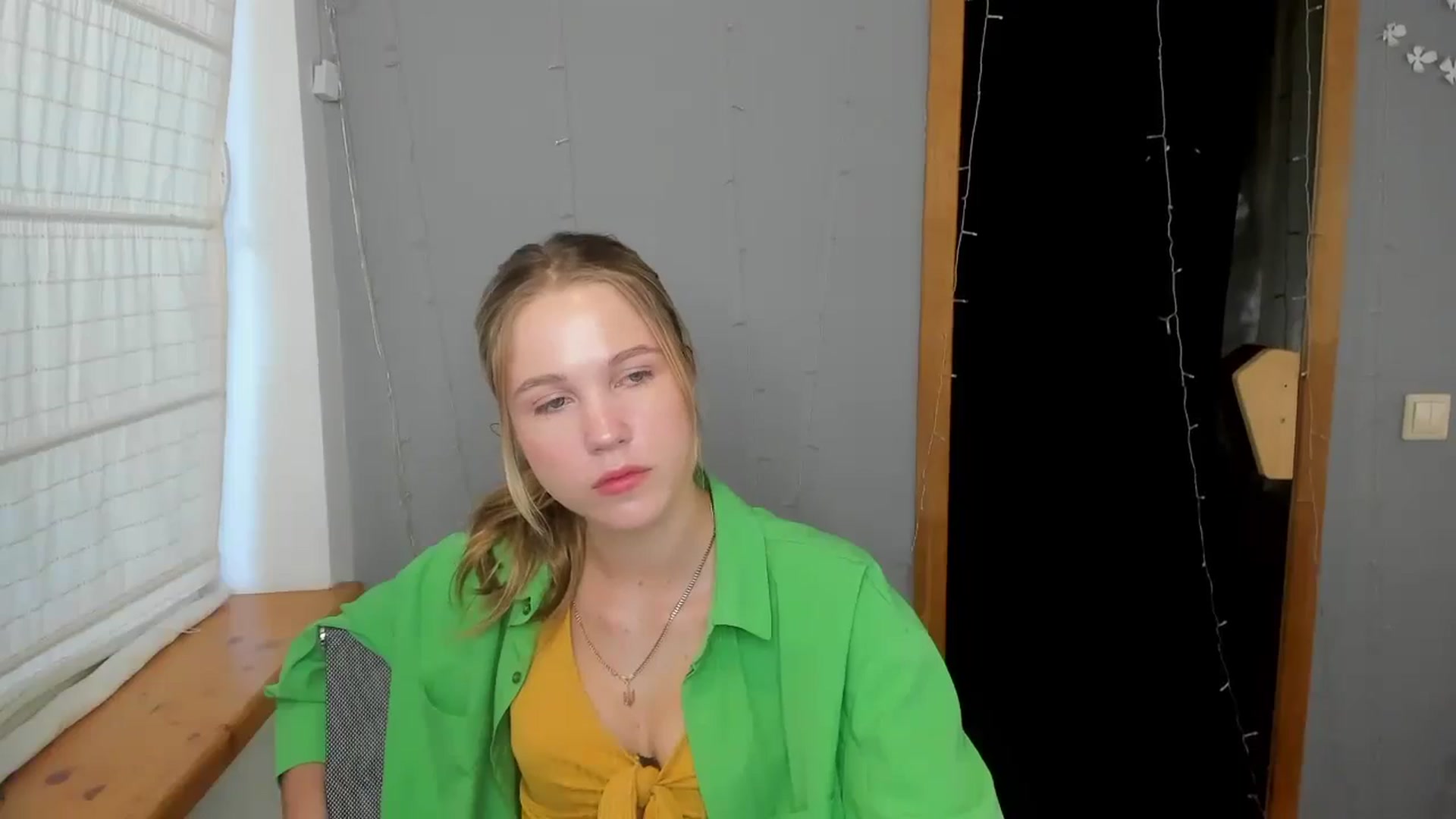Gallery image thumbnail from Kate_Lewiss's myfreecams stream on, 07/25/2024, 06:18 image 14 of 20