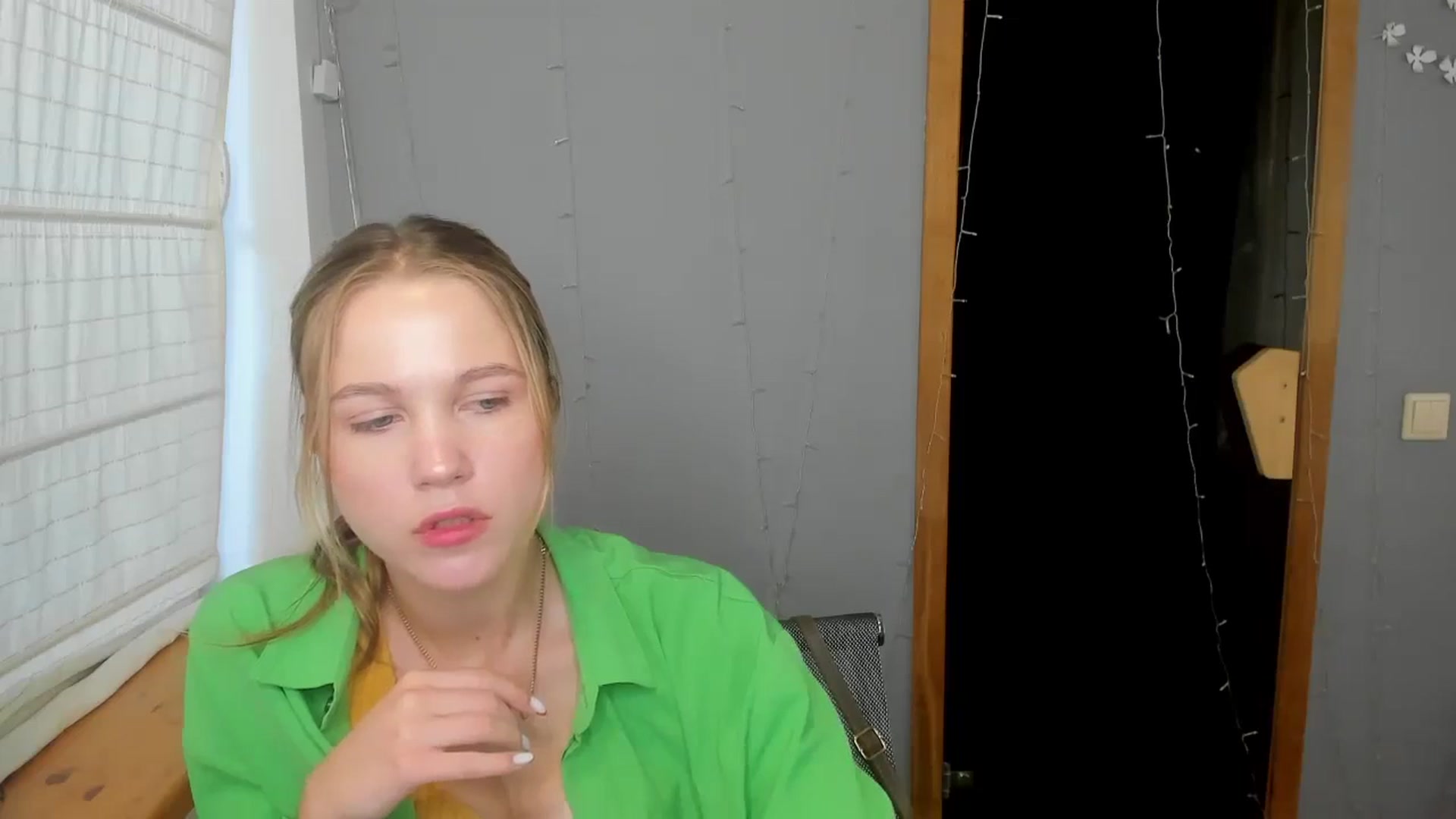 Gallery image thumbnail from Kate_Lewiss's myfreecams stream on, 07/25/2024, 06:18 image 7 of 20