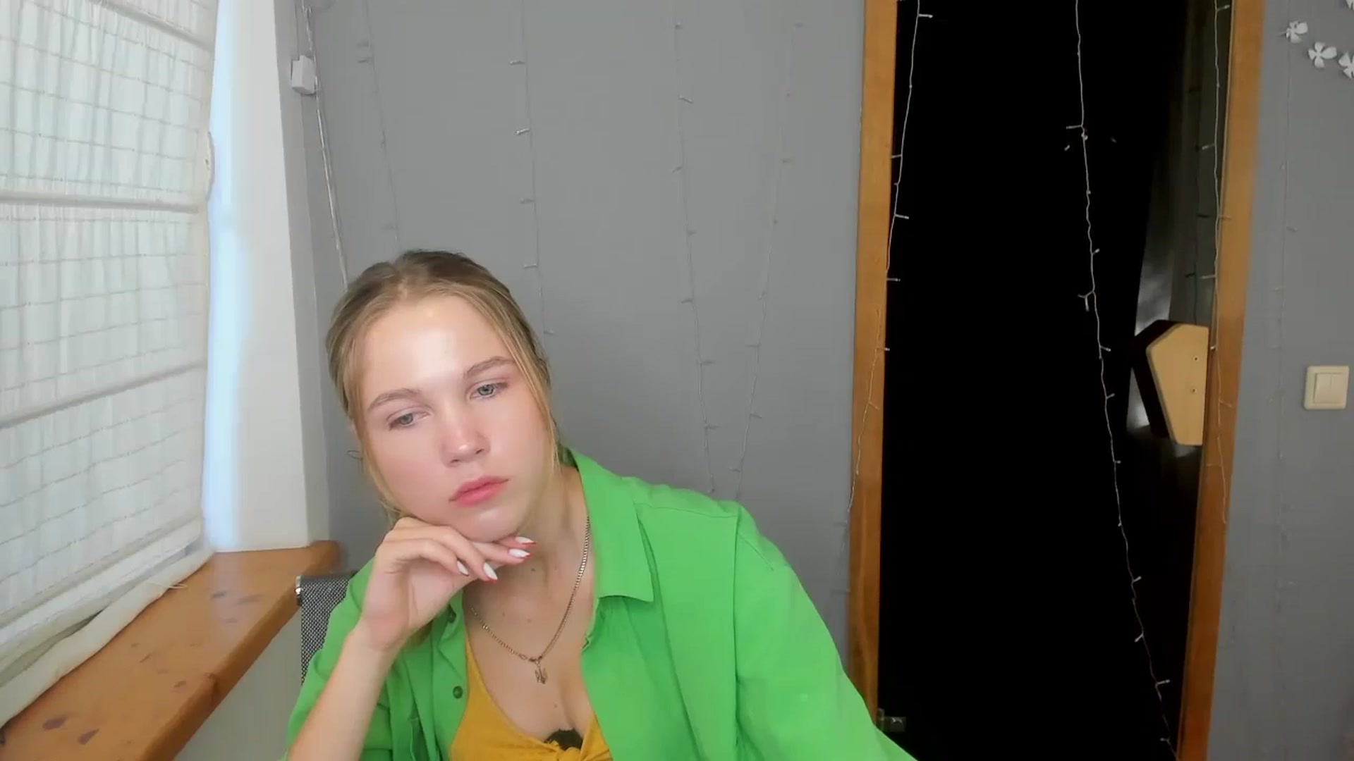 Gallery image thumbnail from Kate_Lewiss's myfreecams stream on, 07/25/2024, 06:18 image 19 of 20