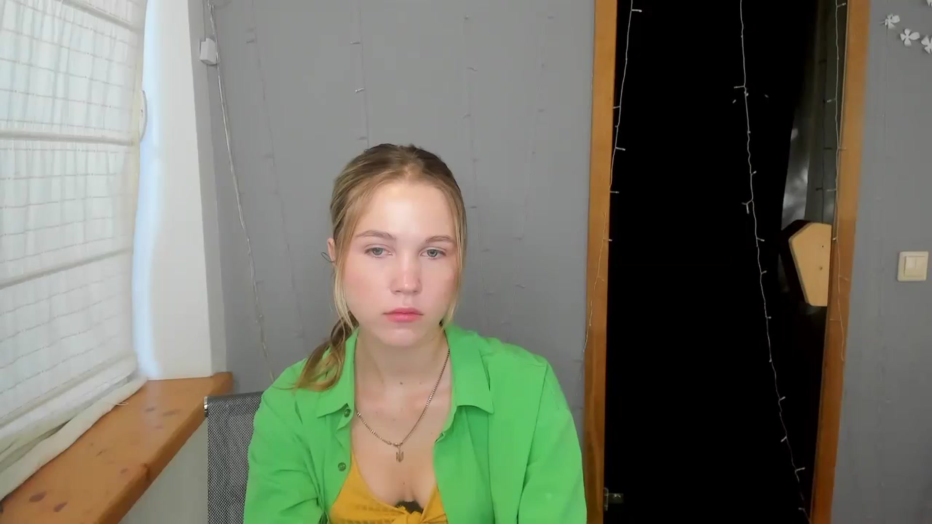 Gallery image thumbnail from Kate_Lewiss's myfreecams stream on, 07/25/2024, 06:18 image 17 of 20