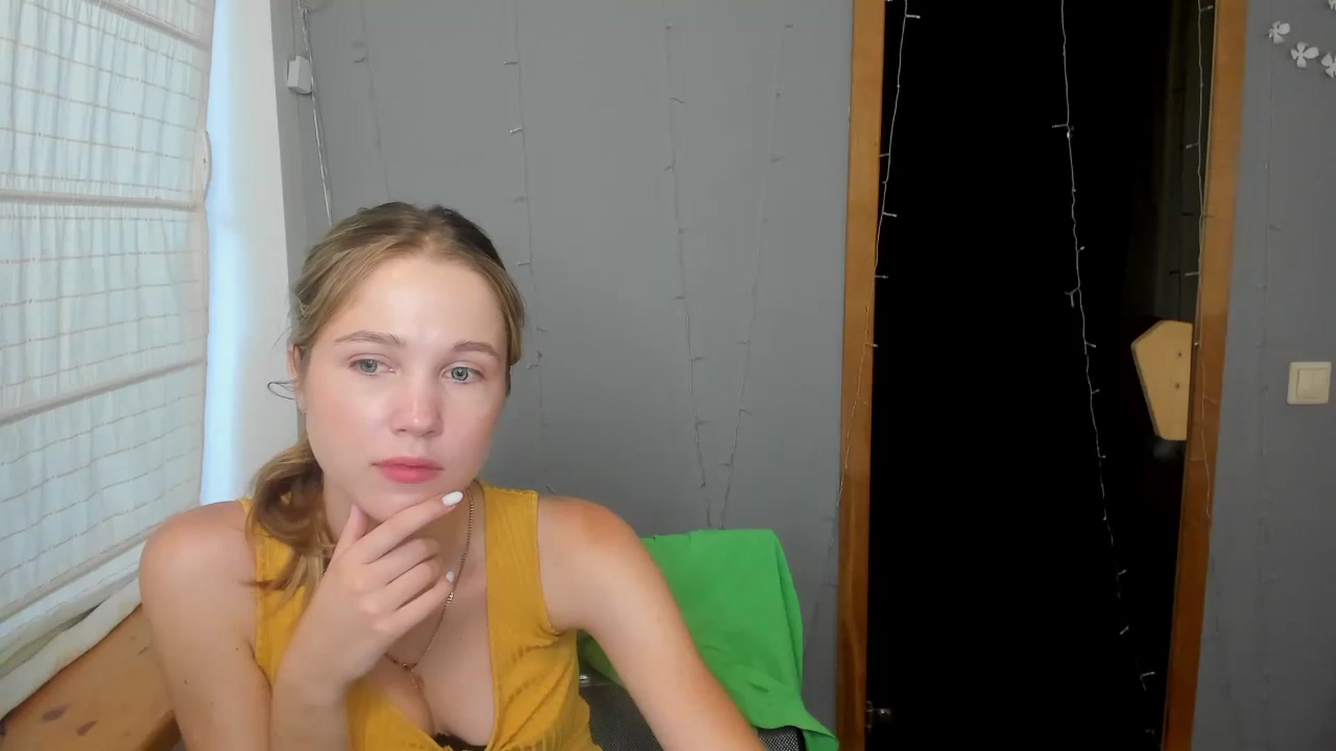 Gallery image thumbnail from Kate_Lewiss's myfreecams stream on, 07/25/2024, 07:34 image 7 of 20