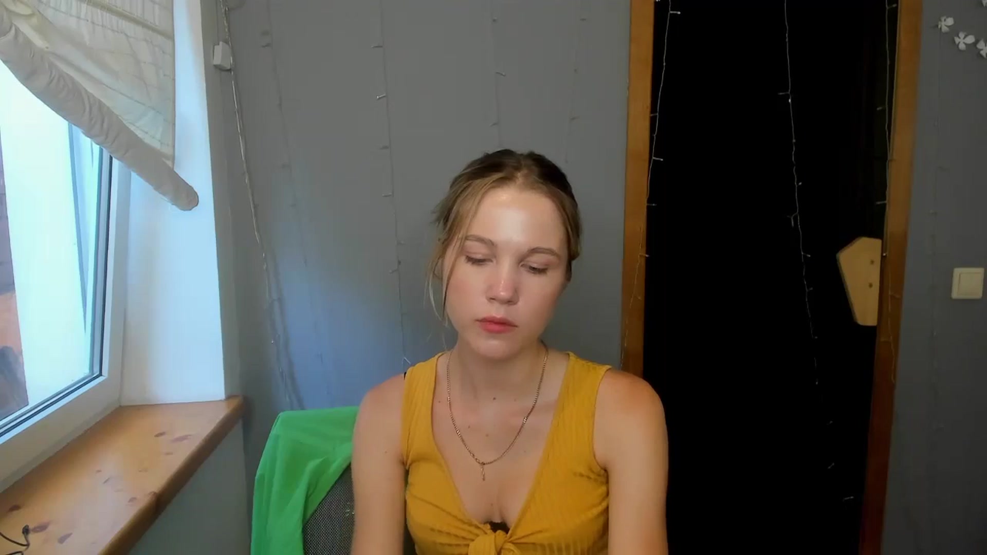 Gallery image thumbnail from Kate_Lewiss's myfreecams stream on, 07/25/2024, 07:34 image 17 of 20
