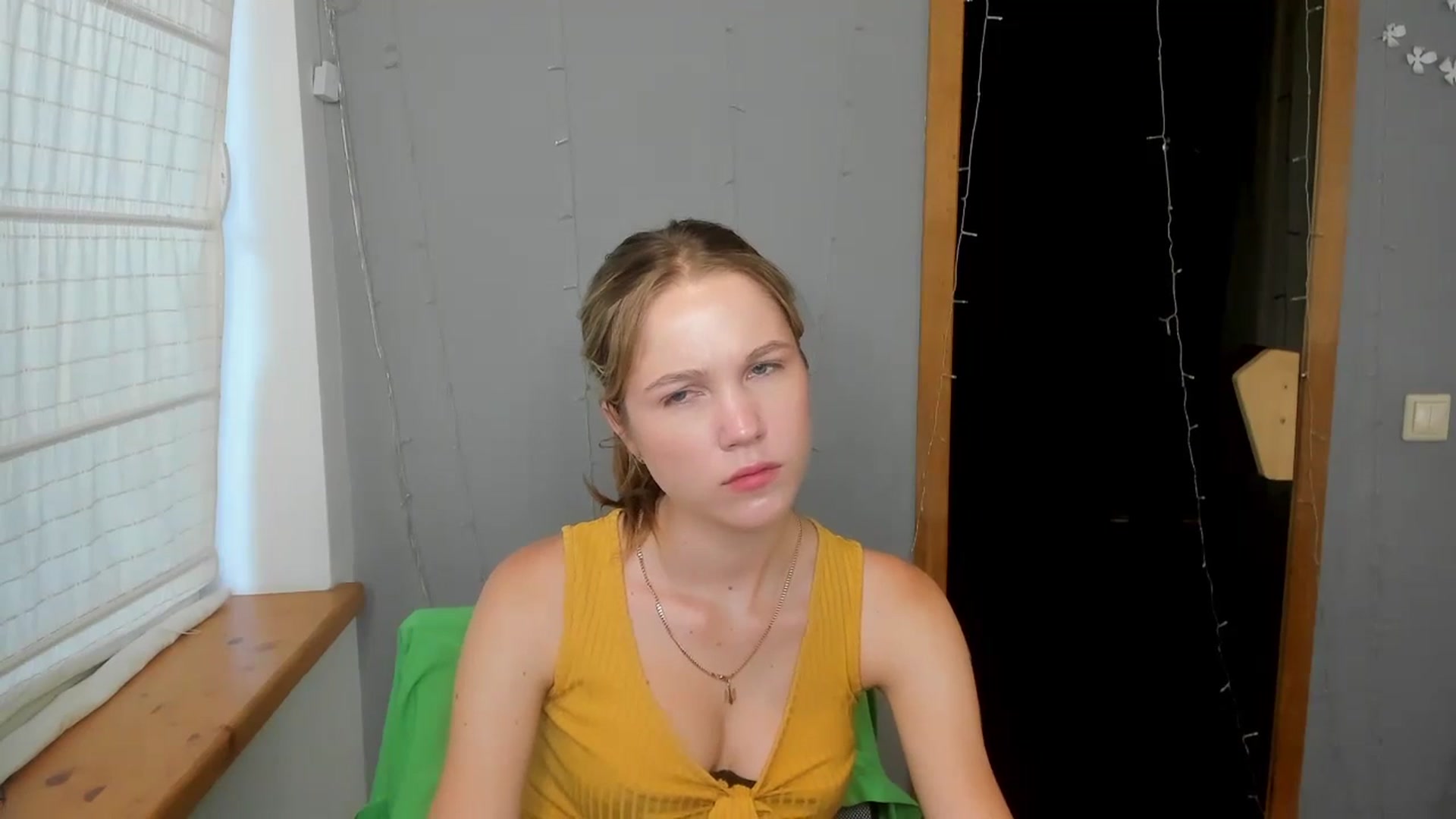 Gallery image thumbnail from Kate_Lewiss's myfreecams stream on, 07/25/2024, 07:34 image 5 of 20