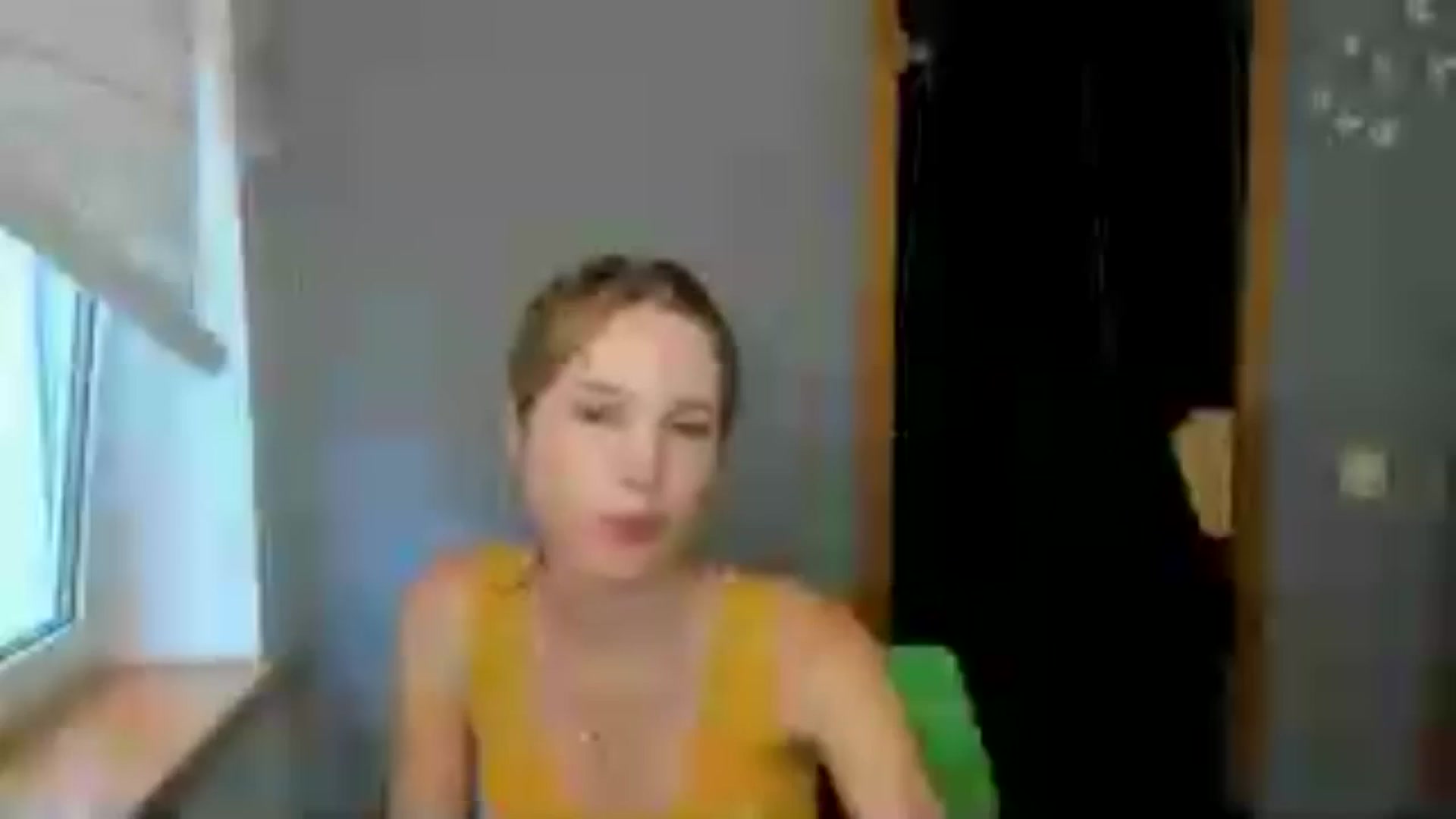 Gallery image thumbnail from Kate_Lewiss's myfreecams stream on, 07/25/2024, 08:20 image 4 of 20