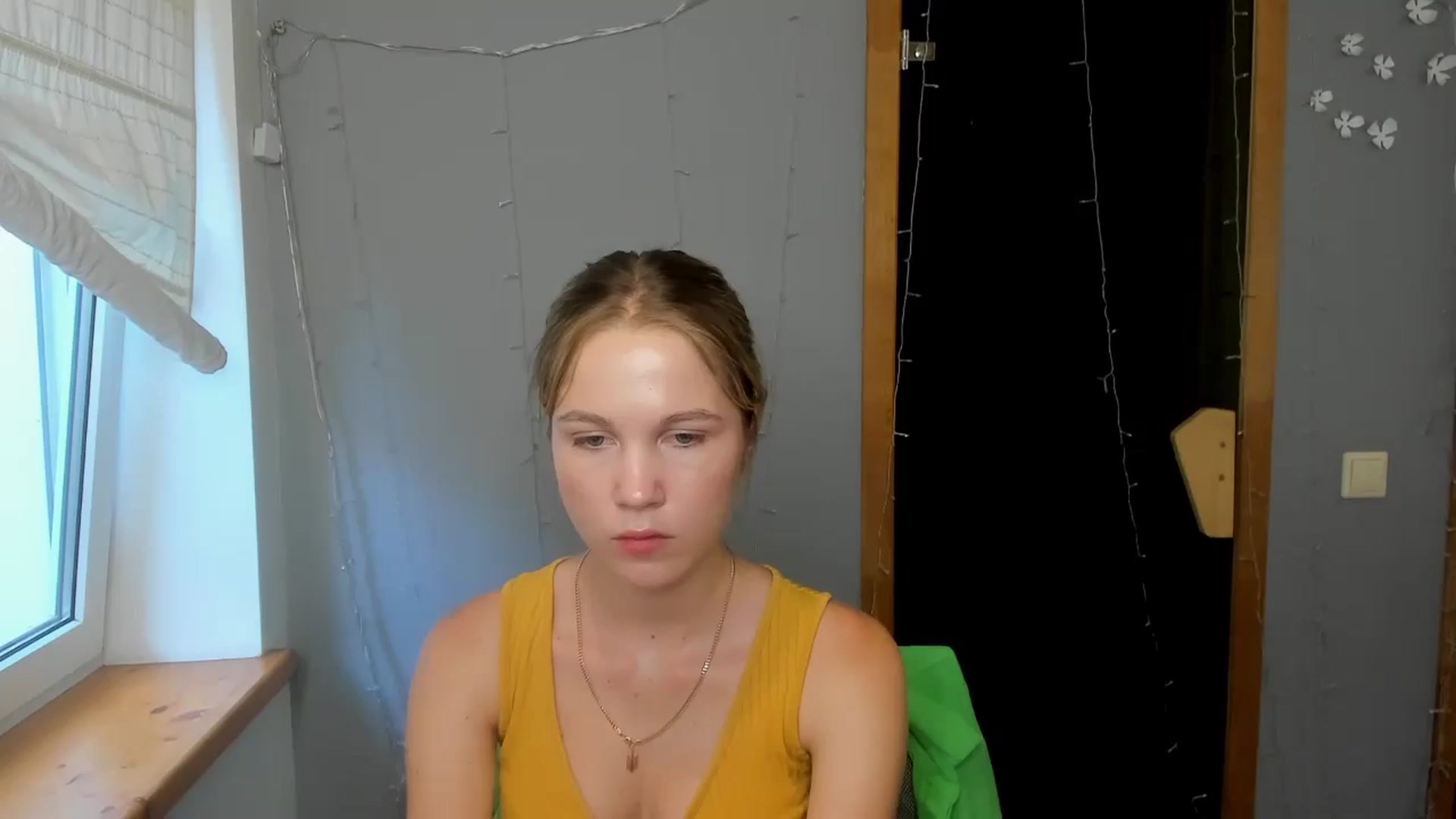 Gallery image thumbnail from Kate_Lewiss's myfreecams stream on, 07/25/2024, 08:32 image 2 of 20