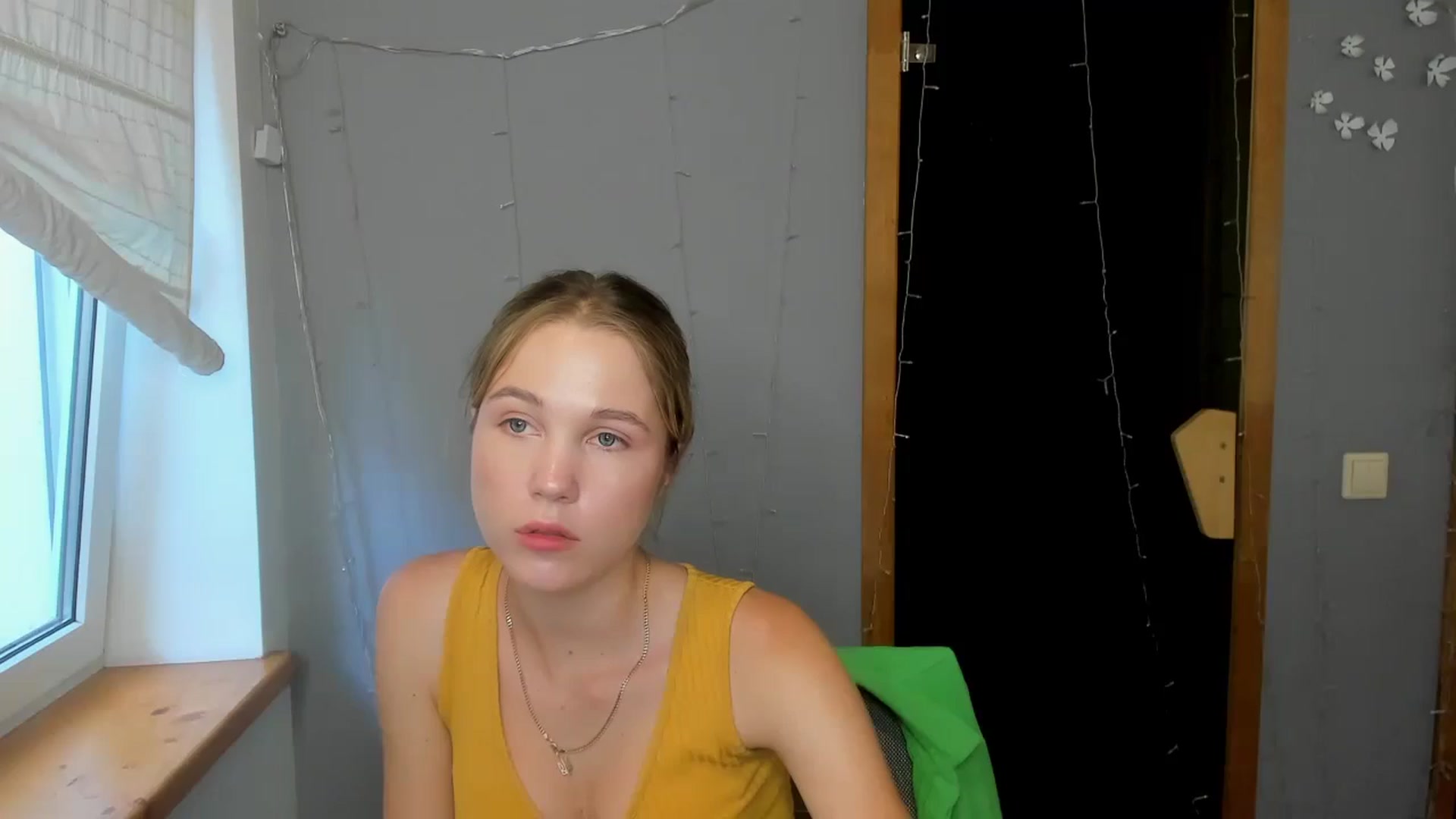 Gallery image thumbnail from Kate_Lewiss's myfreecams stream on, 07/25/2024, 08:32 image 4 of 20