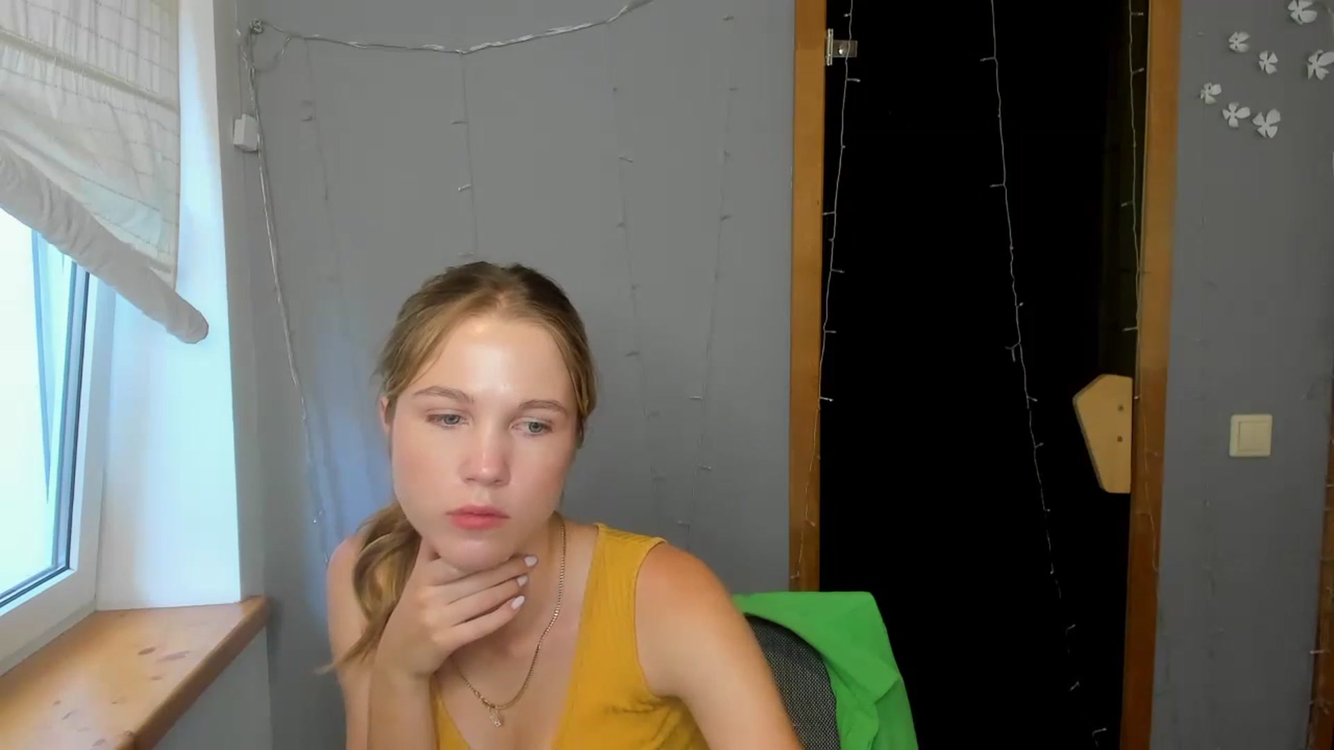 Gallery image thumbnail from Kate_Lewiss's myfreecams stream on, 07/25/2024, 08:32 image 10 of 20